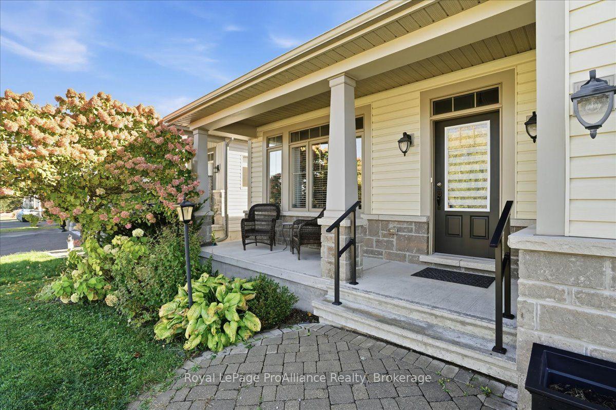 Photo 9 of 340 Cannifton Road N, Belleville, Thurlow Ward — HOMEH