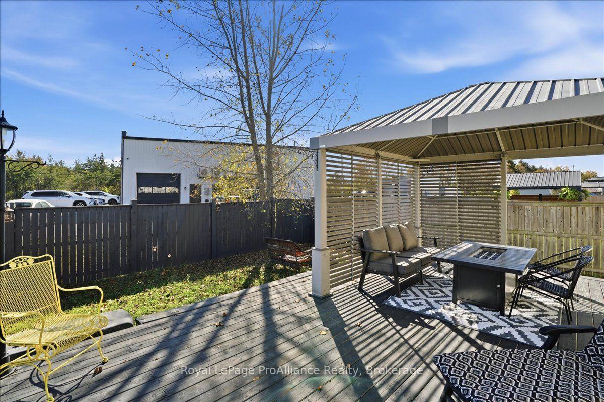 Photo 17 of 340 Cannifton Road N, Belleville, Thurlow Ward — HOMEH