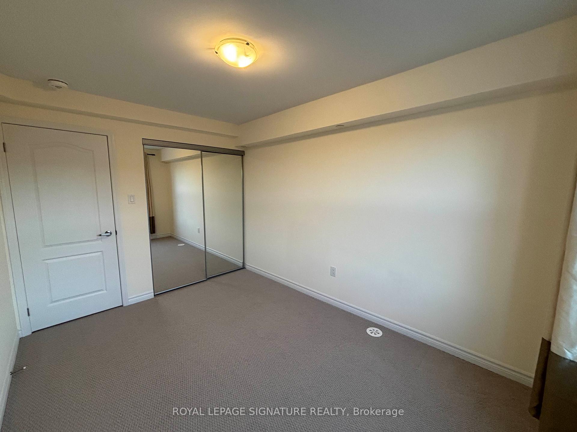 Photo 16 of 1B Clintwood Gate, North York, Parkwoods-Donalda — HOMEH