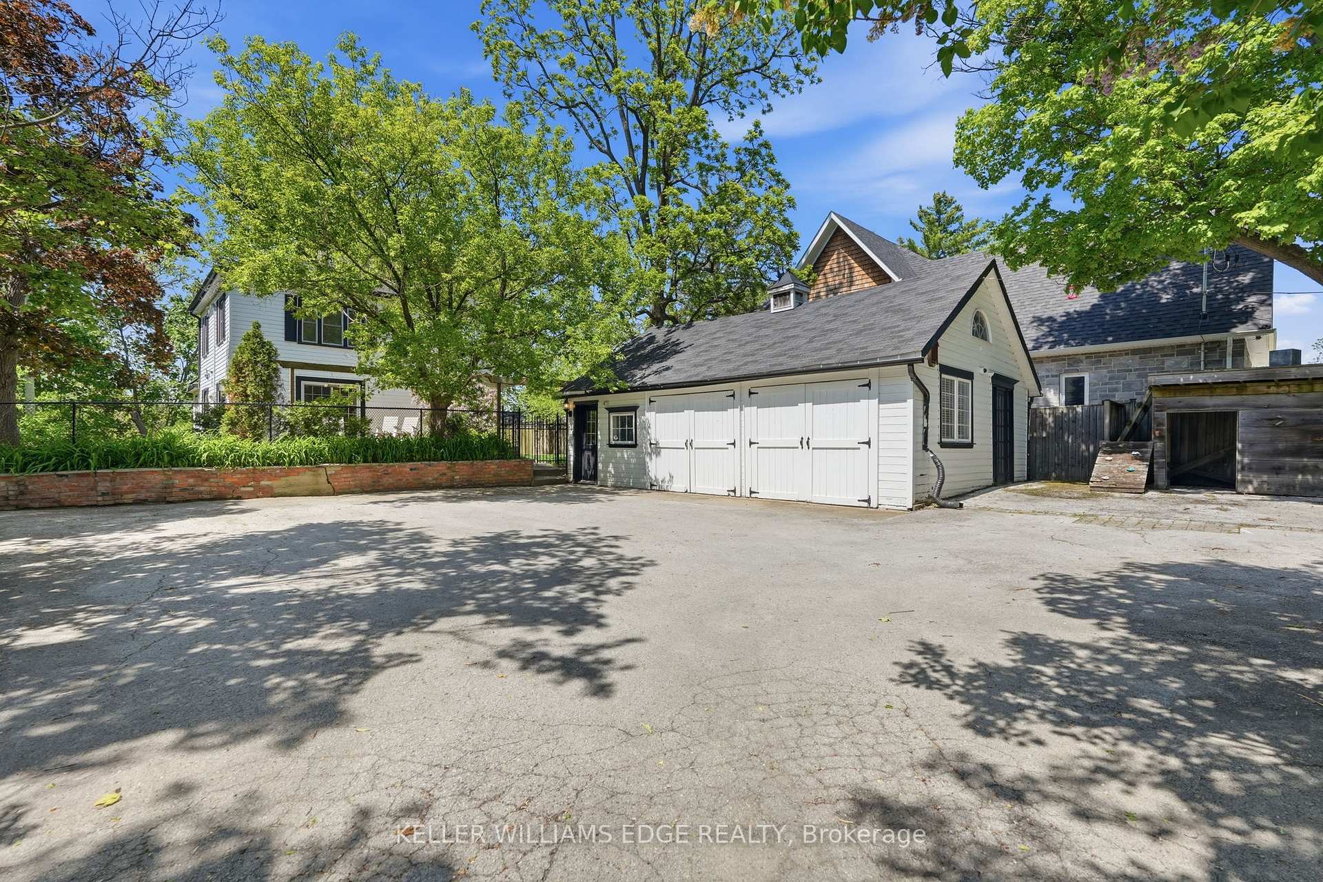 Photo 5 of 6123 Guelph Line, Burlington, Rural Burlington — HOMEH