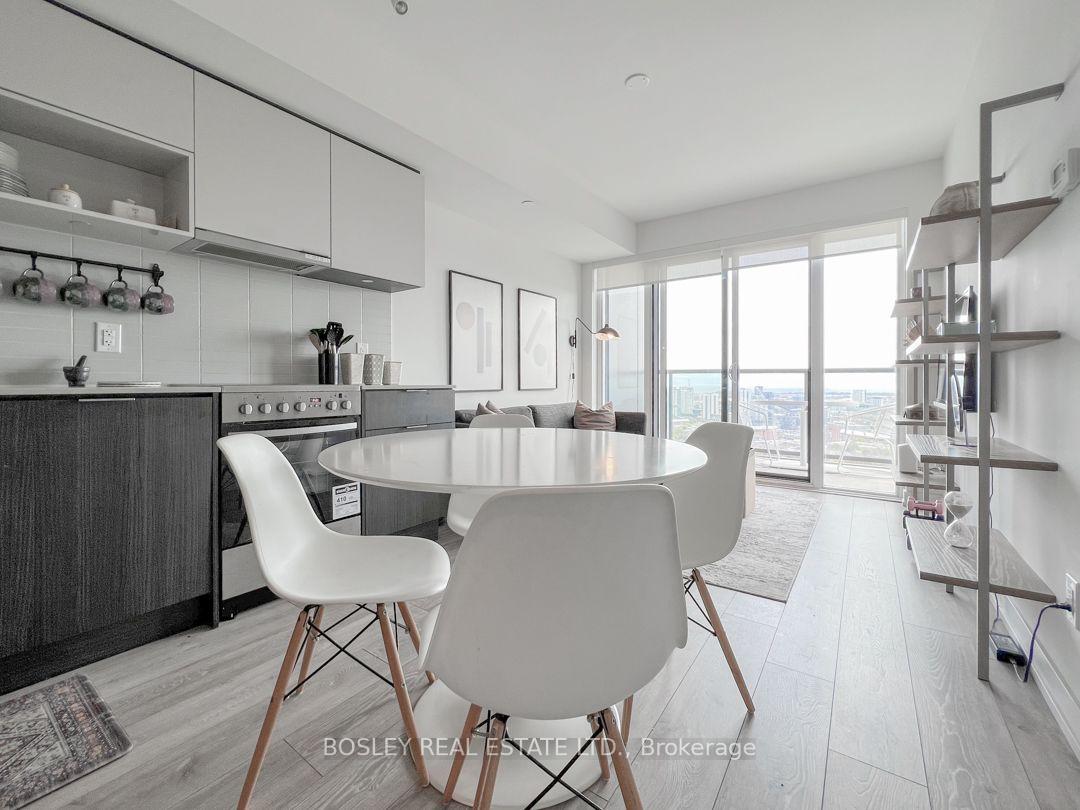 Photo 4 of Unit 2907, 159 Wellesley Street E, Toronto, Cabbagetown-South St. James Town — HOMEH