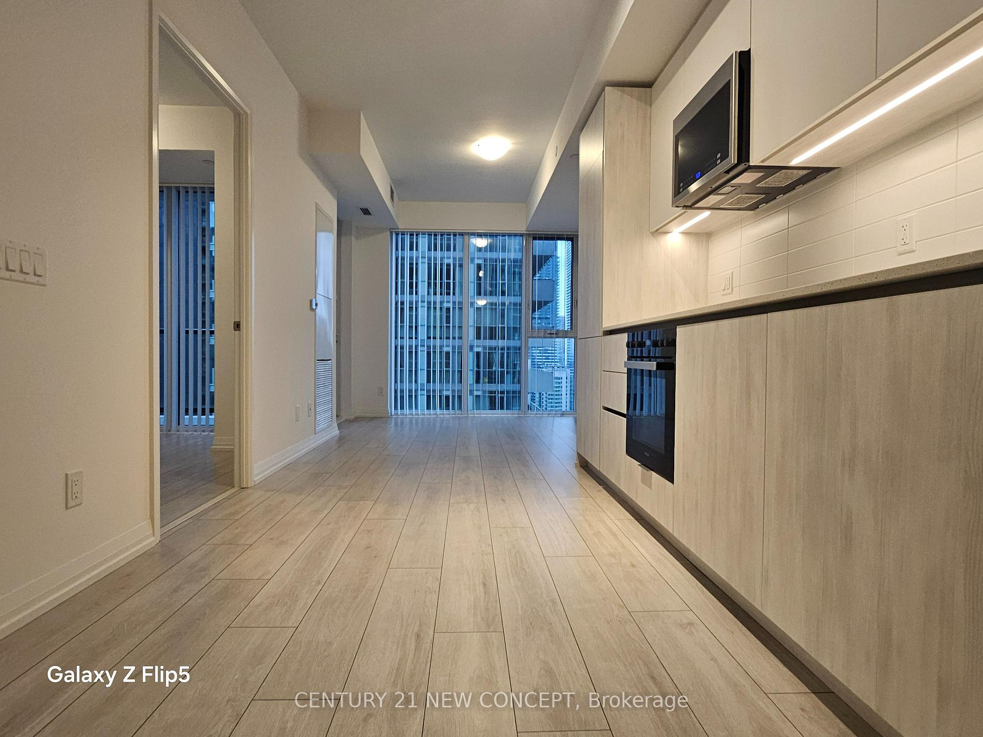 Photo of Unit 3015, 400 King Street W