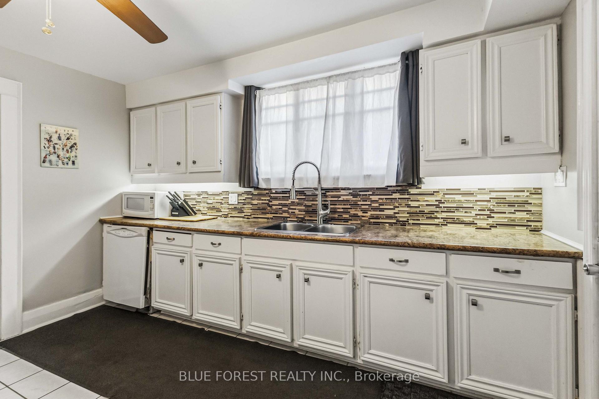 Photo 10 of 1228 Richmond Street, London, East B — HOMEH