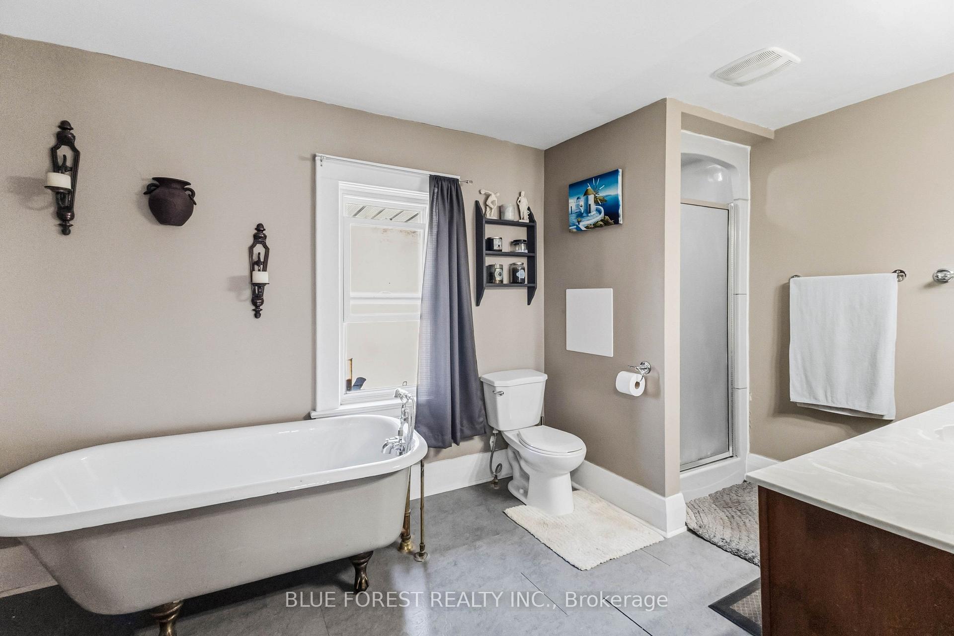 Photo 15 of 1228 Richmond Street, London, East B — HOMEH