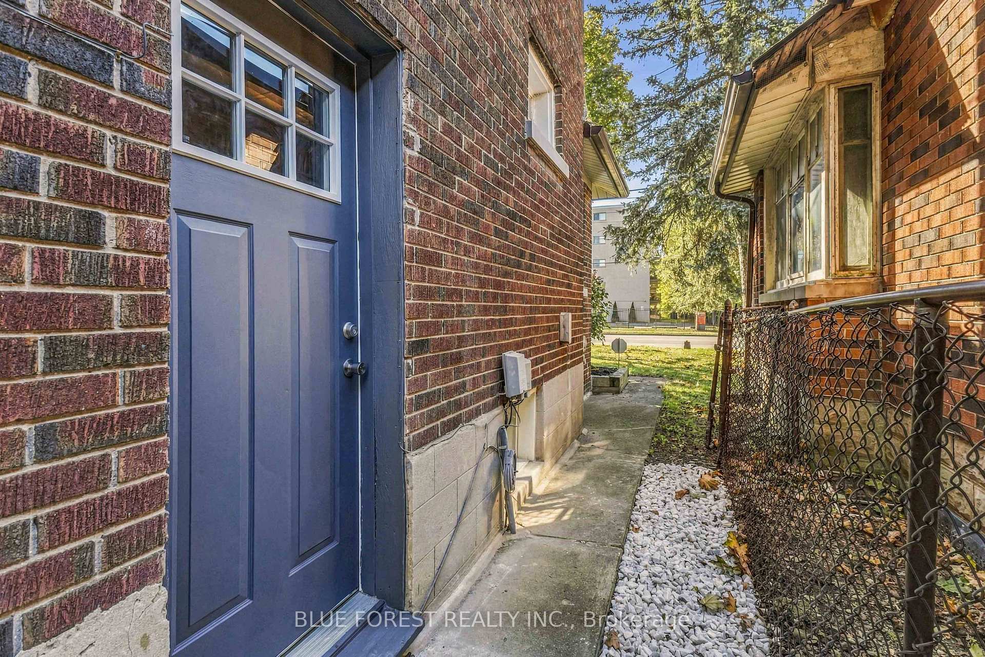 Photo 35 of 1228 Richmond Street, London, East B — HOMEH