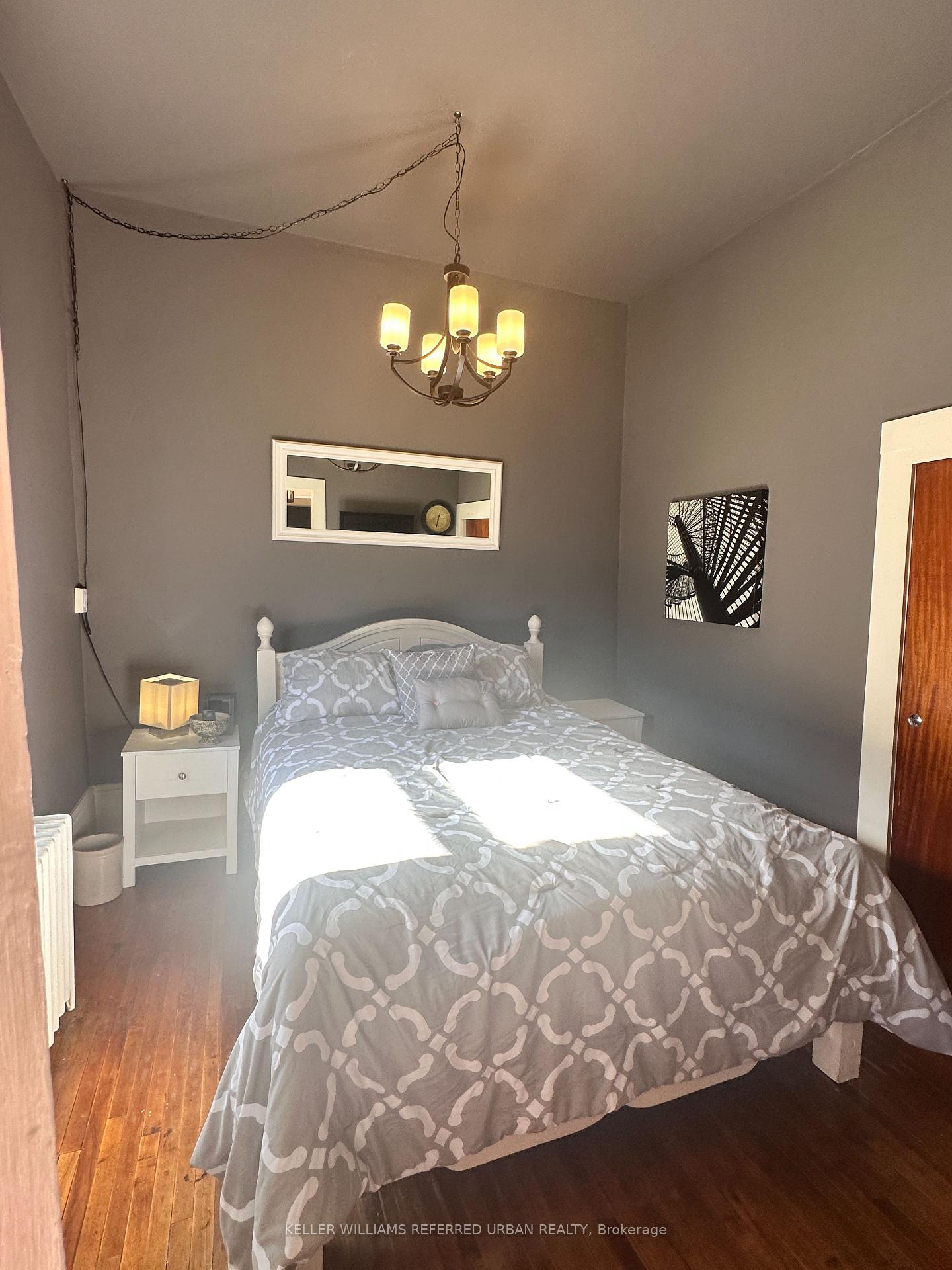 Photo 10 of 558 Elizabeth Street, Midland — HOMEH