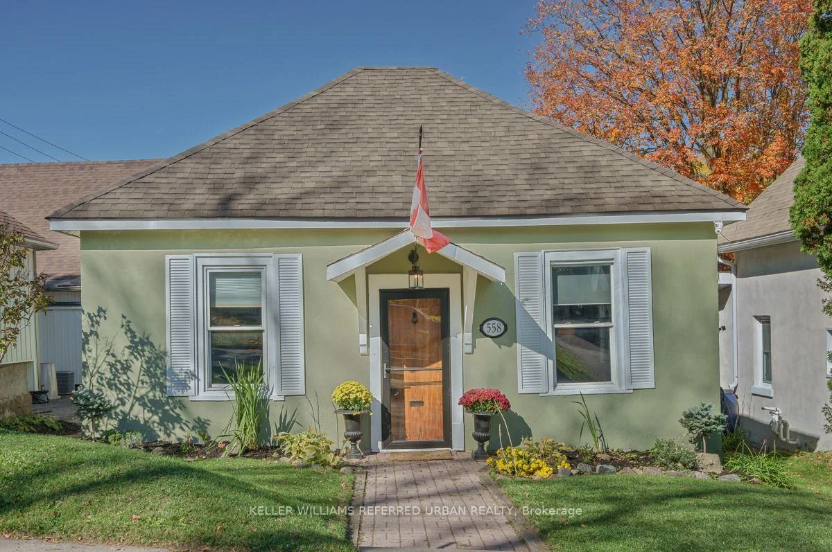 Photo 5 of 558 Elizabeth Street, Midland — HOMEH