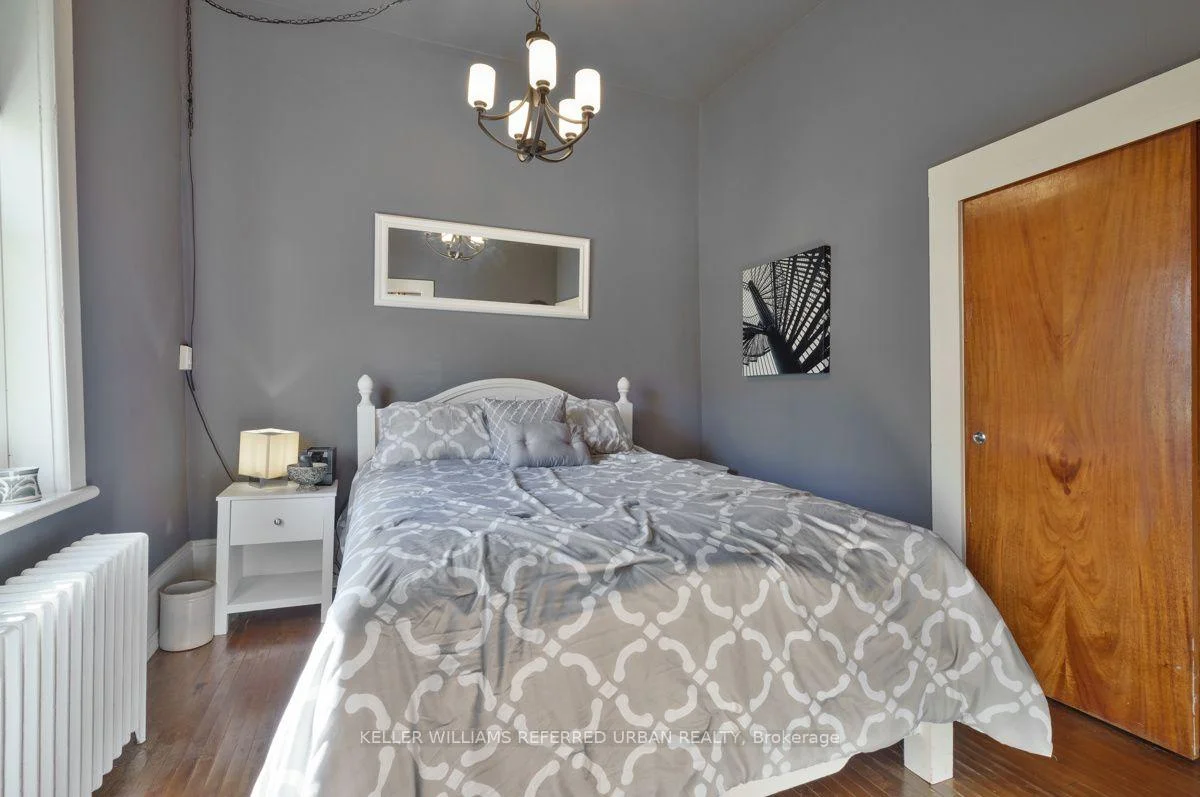 Photo 25 of 558 Elizabeth Street, Midland — HOMEH