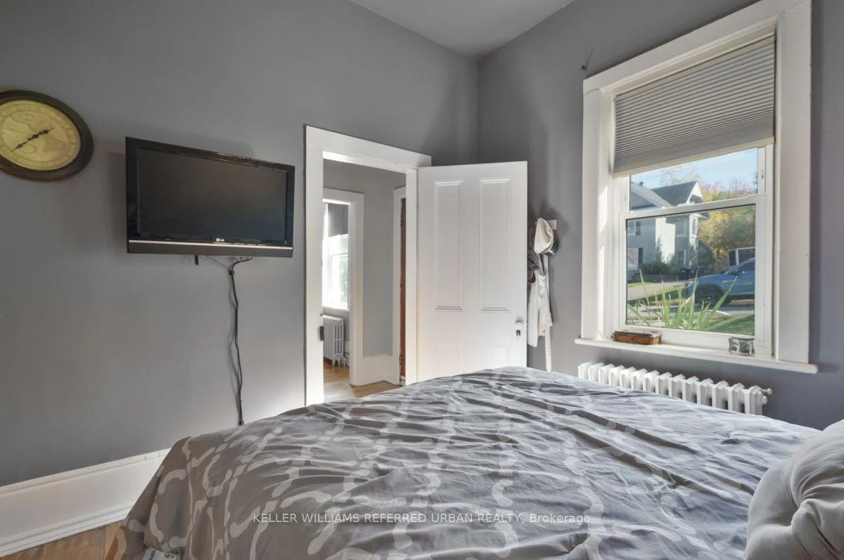 Photo 36 of 558 Elizabeth Street, Midland — HOMEH