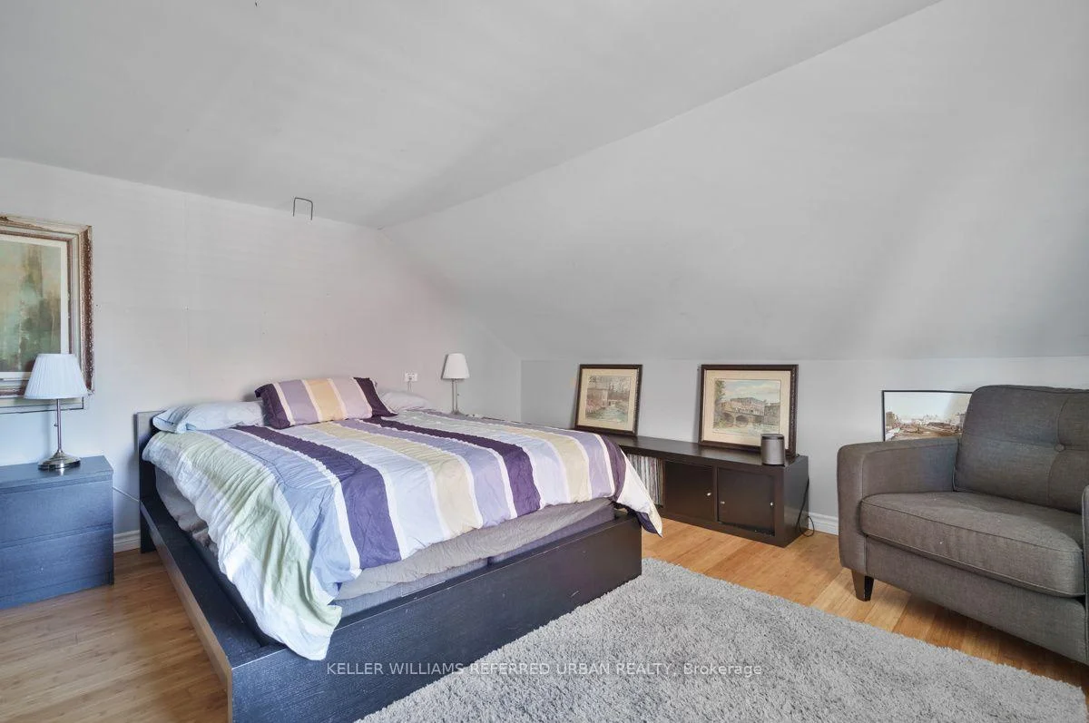 Photo 26 of 558 Elizabeth Street, Midland — HOMEH