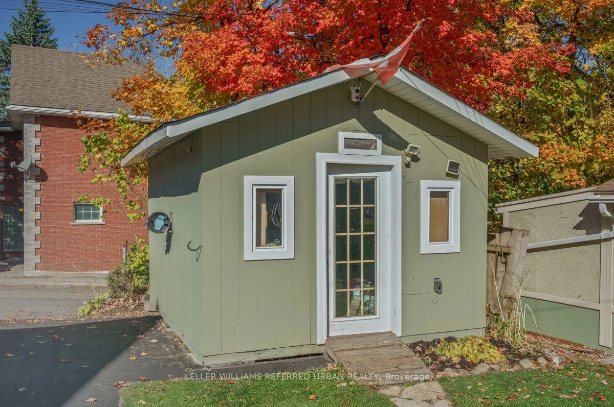 Photo 39 of 558 Elizabeth Street, Midland — HOMEH