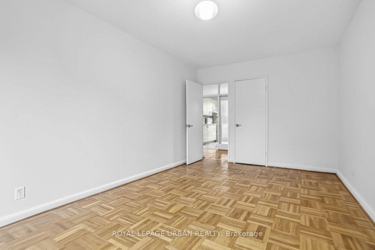Photo 21 of Unit 17, 8 Corinth Gardens, Toronto, Mount Pleasant East — HOMEH
