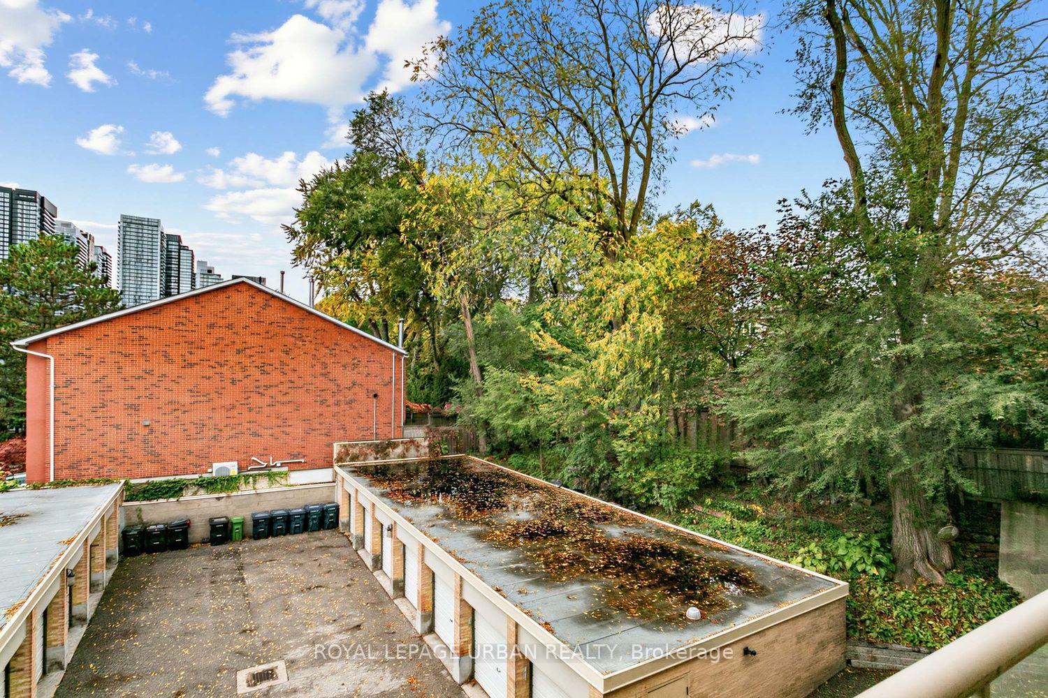 Photo 26 of Unit 17, 8 Corinth Gardens, Toronto, Mount Pleasant East — HOMEH