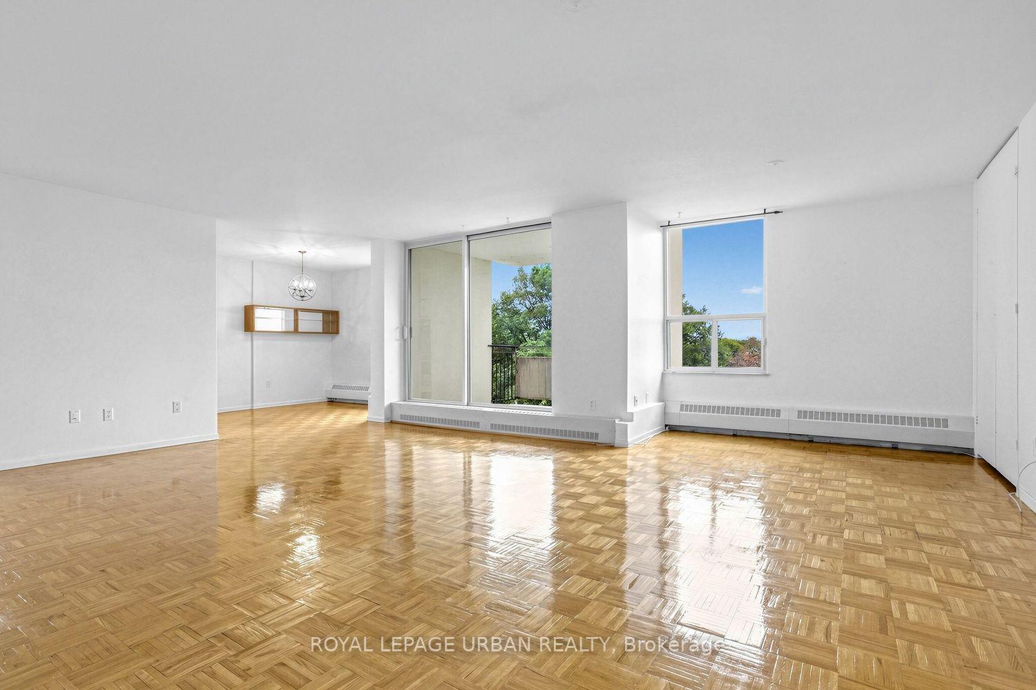 Photo 3 of Unit 403, 60 Pavane Linkway, Toronto, Flemingdon Park — HOMEH