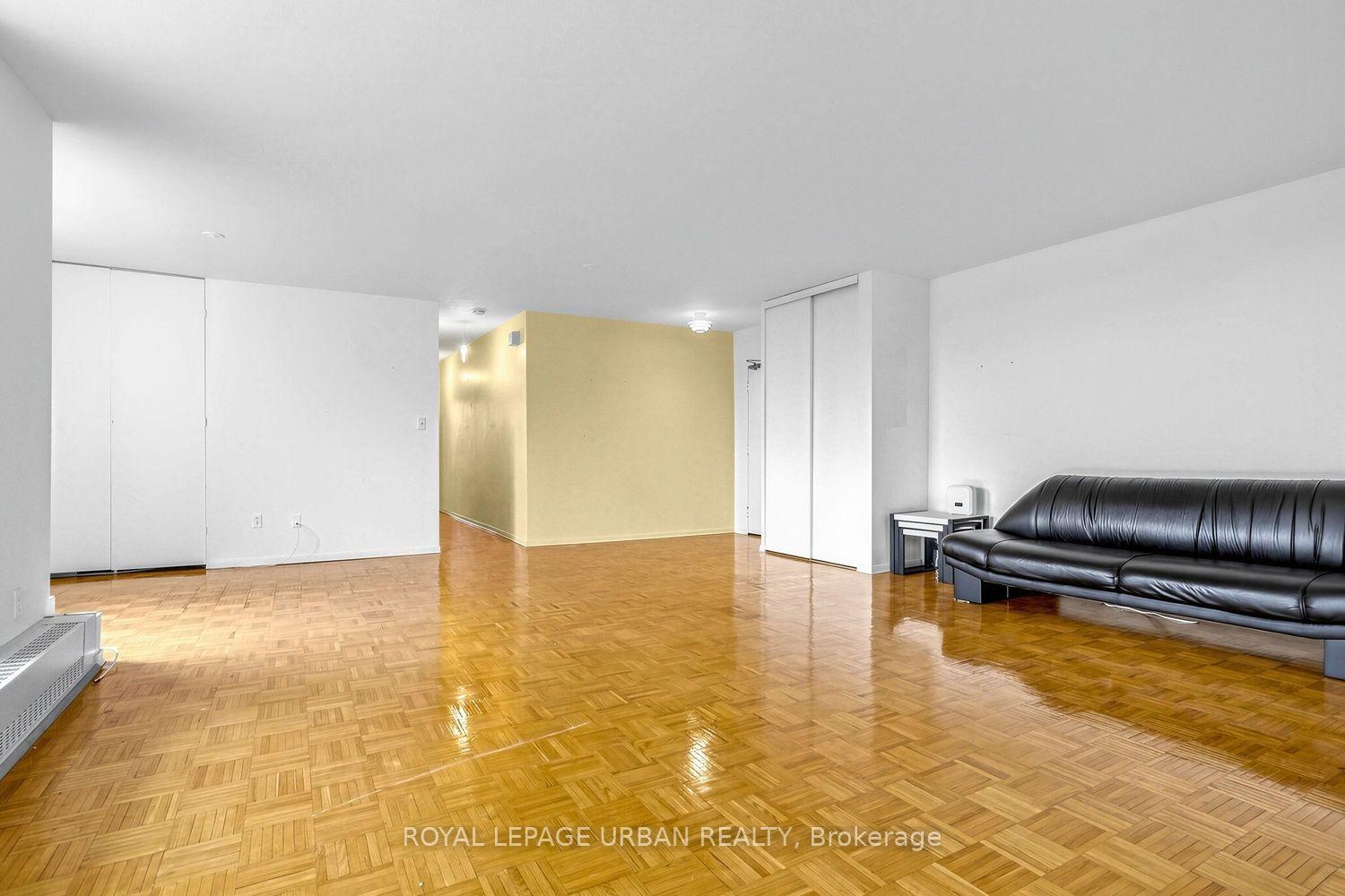Photo 9 of Unit 403, 60 Pavane Linkway, Toronto, Flemingdon Park — HOMEH
