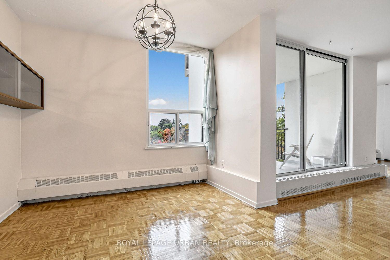 Photo 12 of Unit 403, 60 Pavane Linkway, Toronto, Flemingdon Park — HOMEH