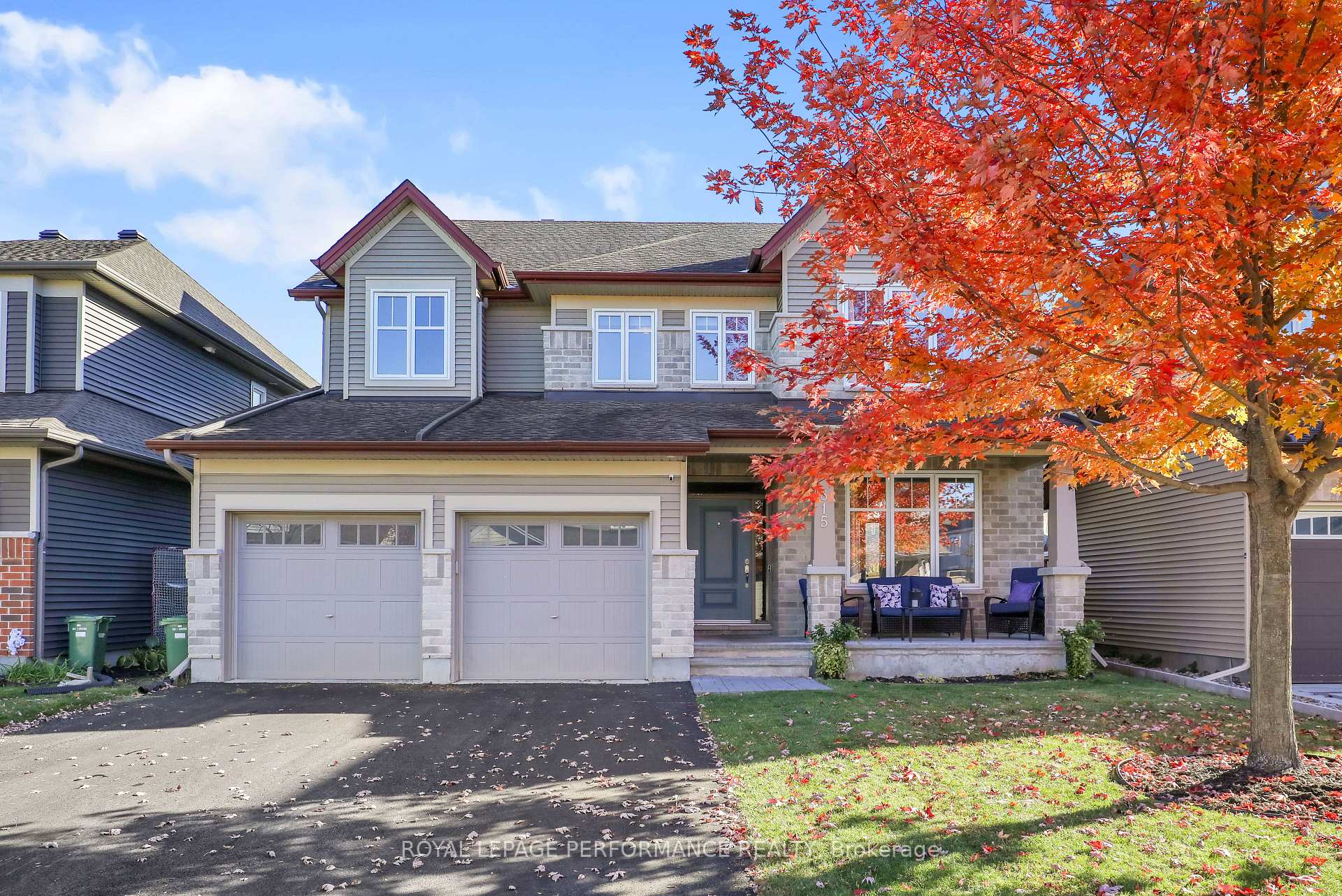 Photo 2 of 815 Slattery's Field Street, Ottawa, Blossom Park/Kemp Park/Findlay Creek — HOMEH