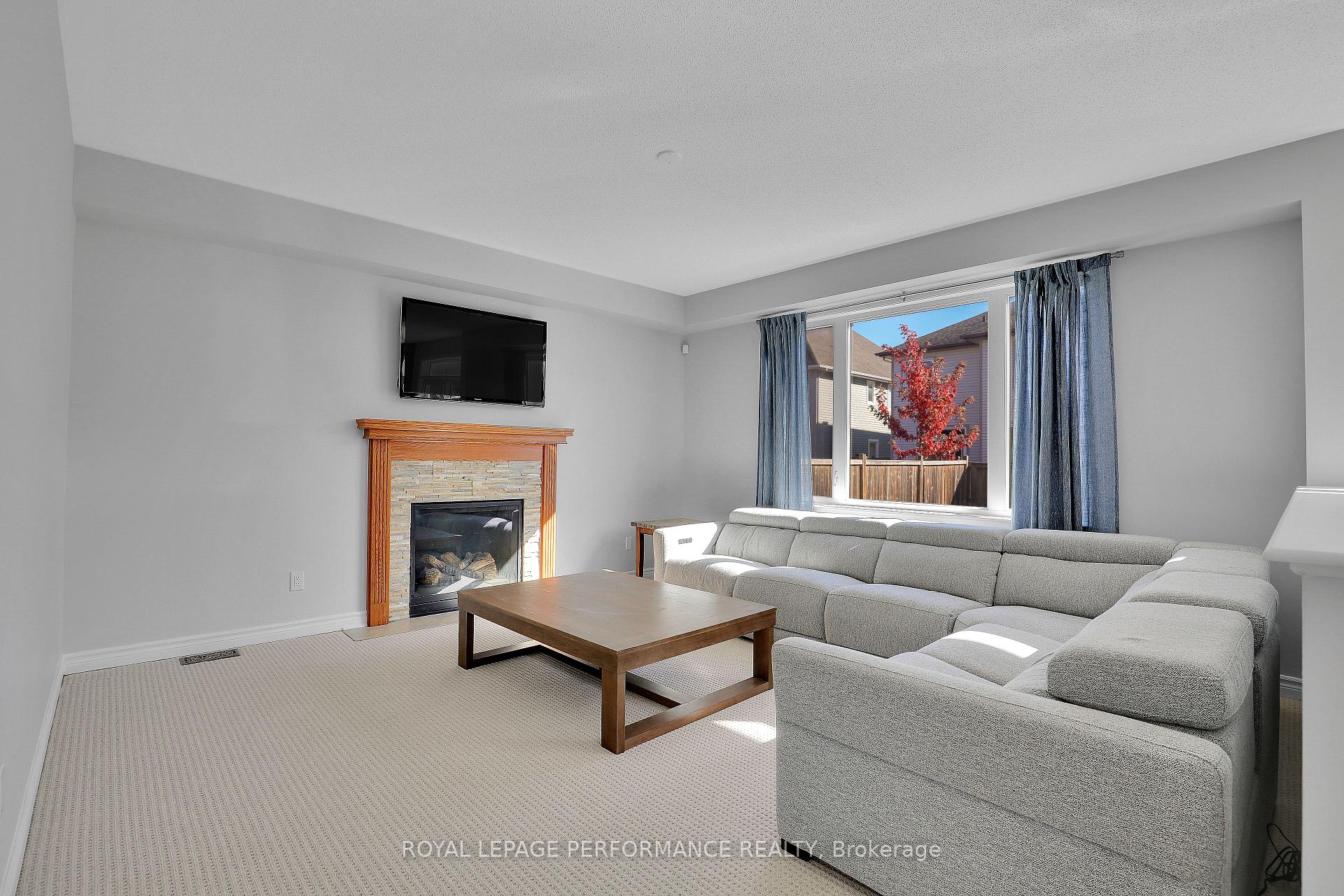 Photo 16 of 815 Slattery's Field Street, Ottawa, Blossom Park/Kemp Park/Findlay Creek — HOMEH