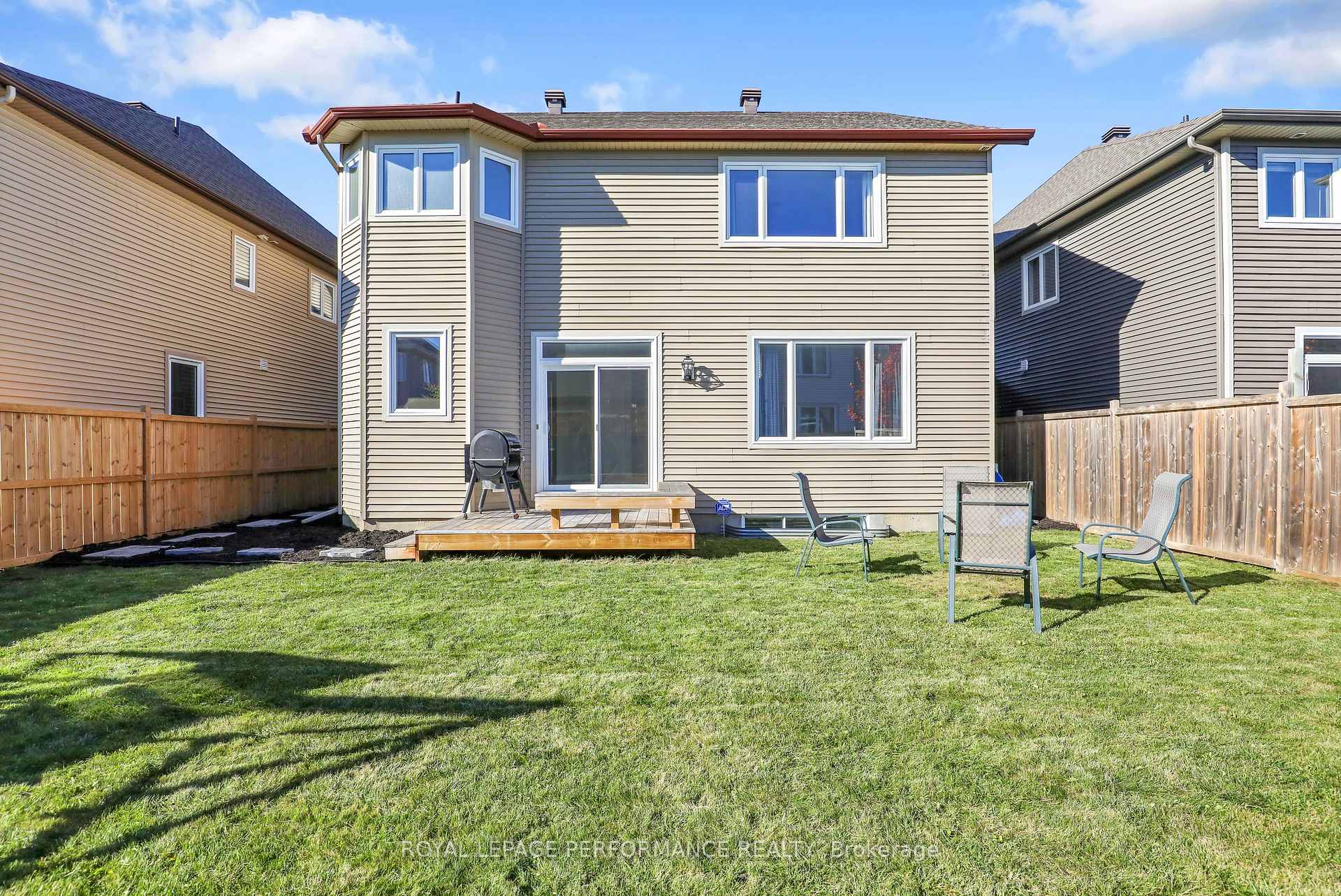 Photo 44 of 815 Slattery's Field Street, Ottawa, Blossom Park/Kemp Park/Findlay Creek — HOMEH