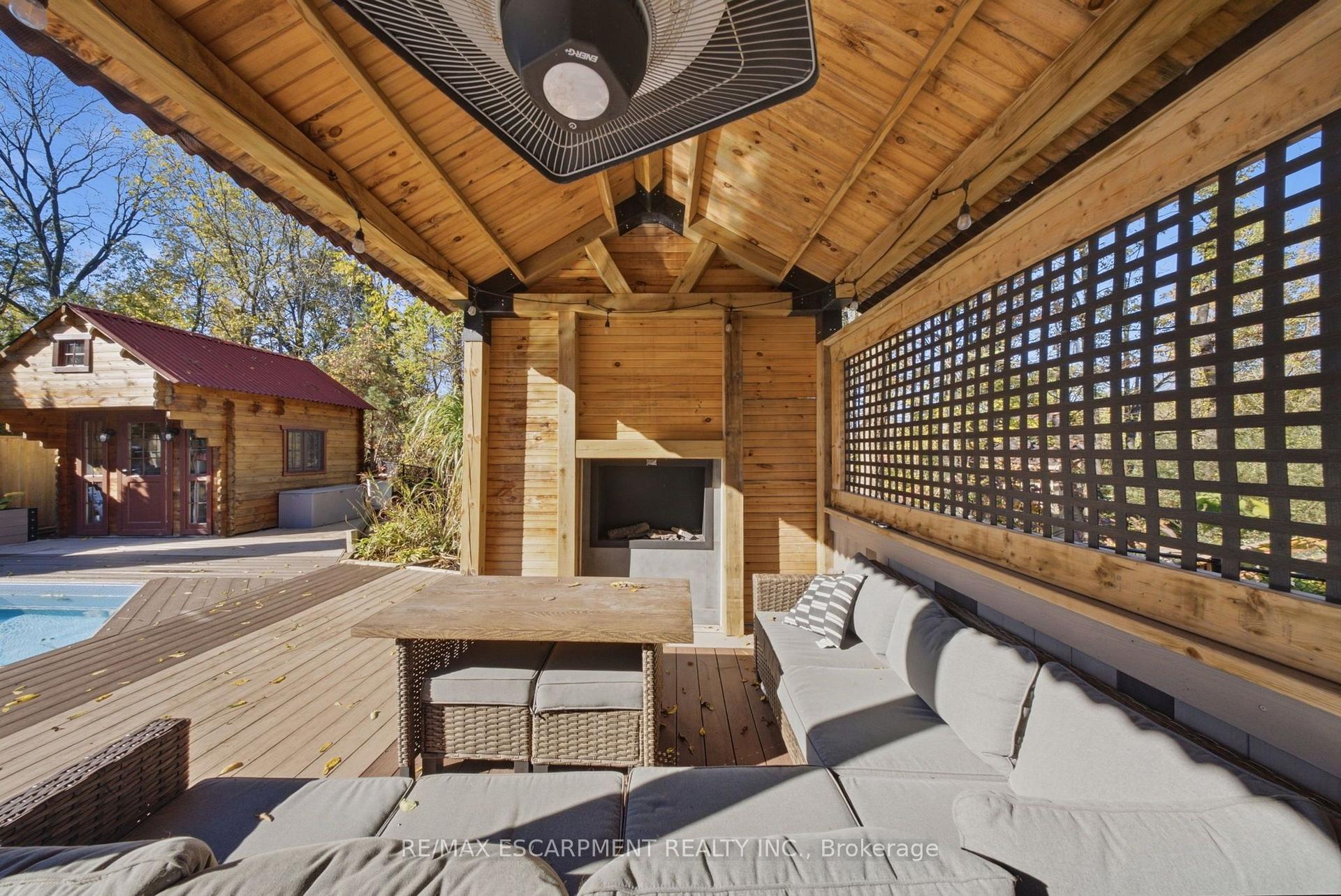 Photo 41 of 95 Tollgate Drive, Hamilton, Ancaster — HOMEH