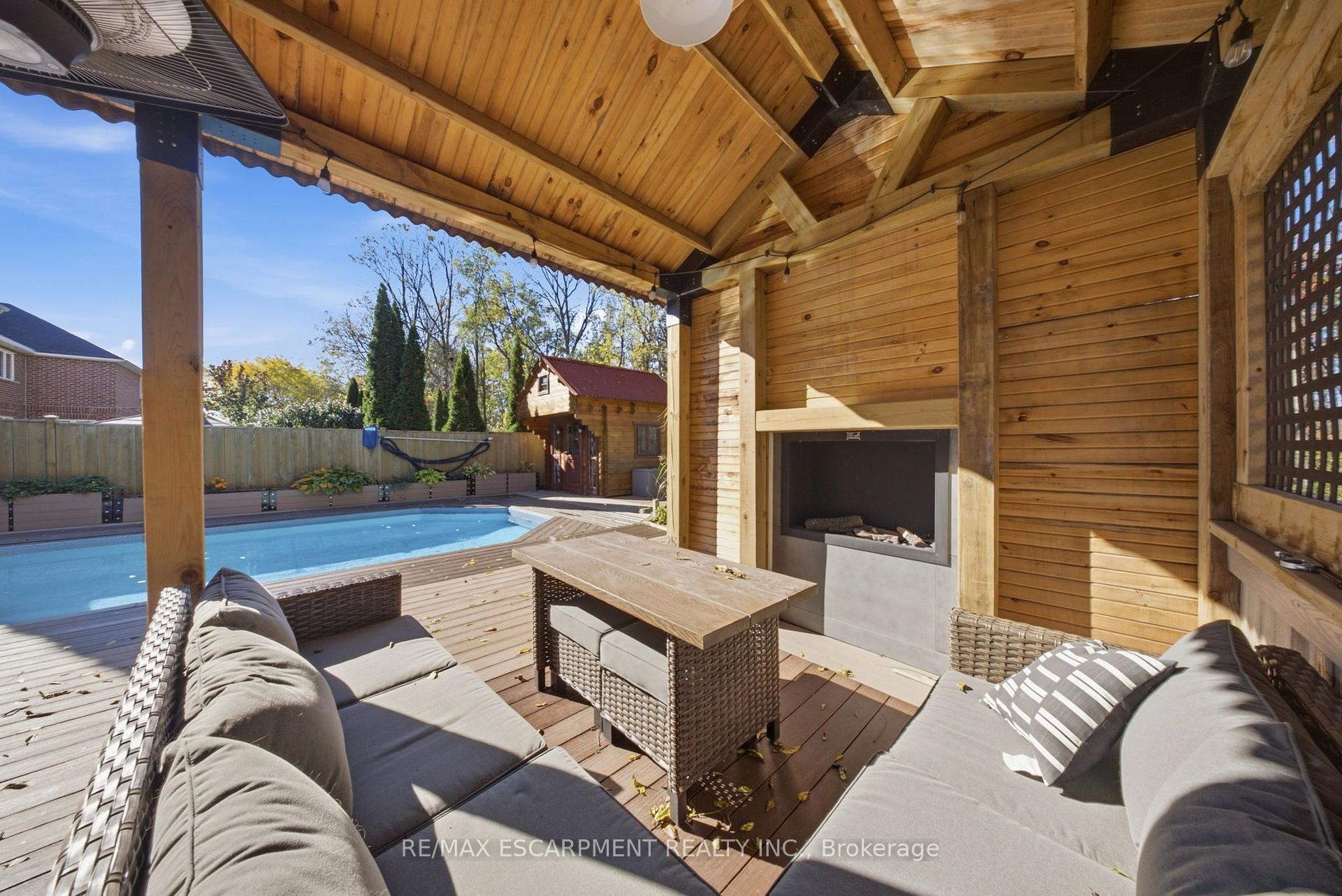 Photo 42 of 95 Tollgate Drive, Hamilton, Ancaster — HOMEH