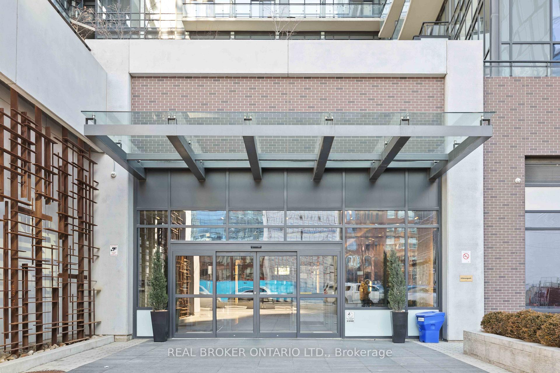 Photo 2 of Unit 1518, 460 Adelaide Street E, Toronto, Moss Park — HOMEH