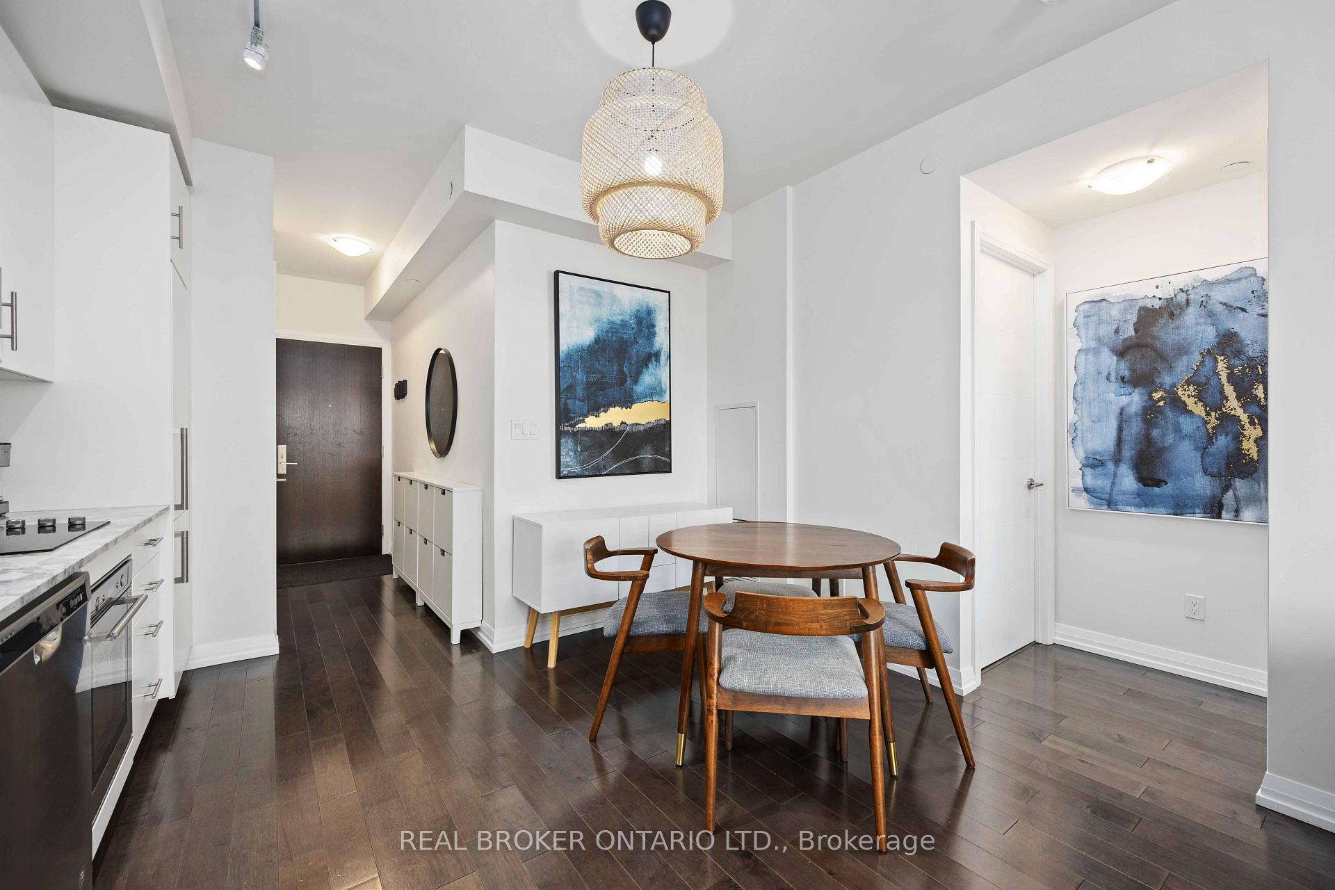 Photo 4 of Unit 1518, 460 Adelaide Street E, Toronto, Moss Park — HOMEH