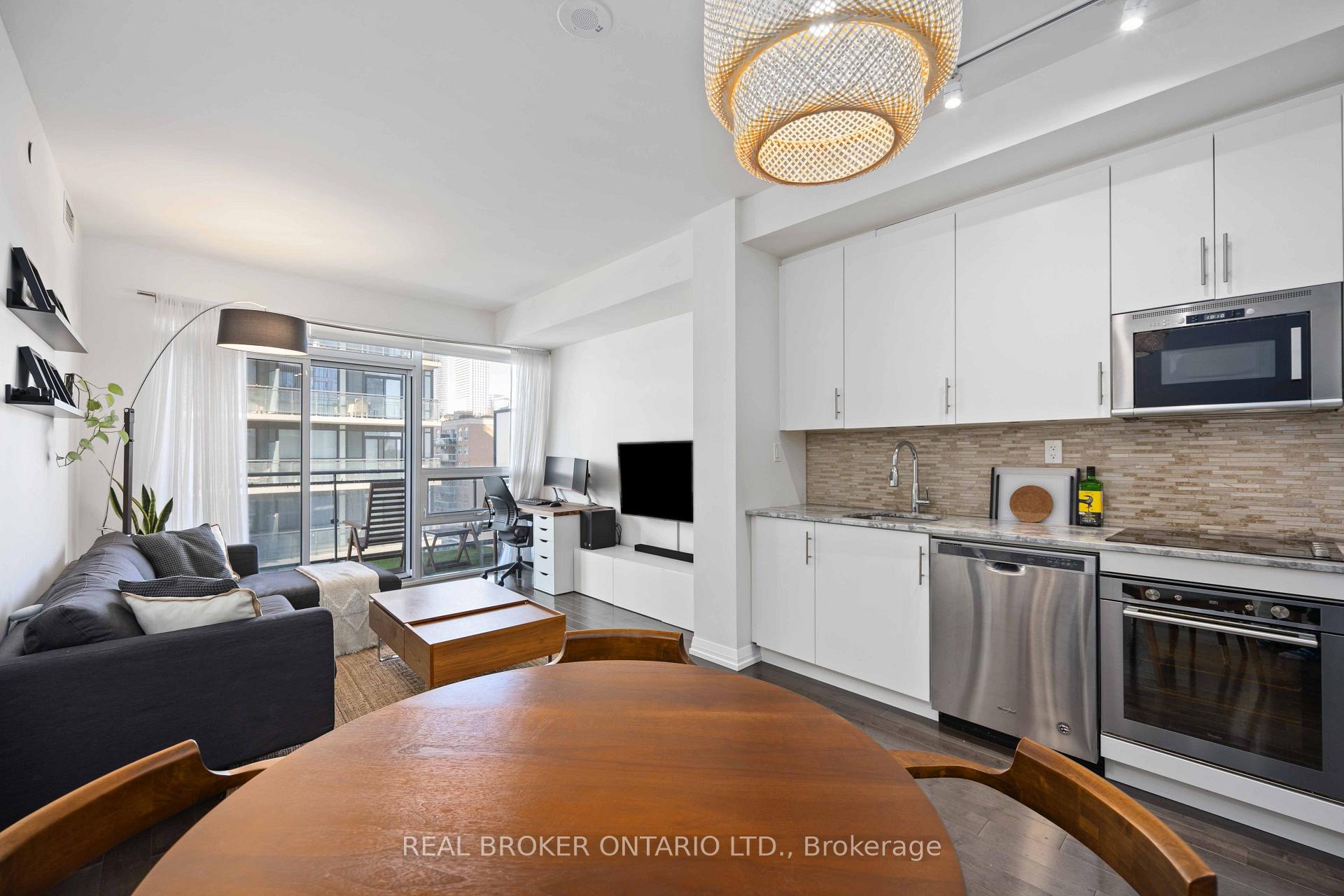 Photo 8 of Unit 1518, 460 Adelaide Street E, Toronto, Moss Park — HOMEH