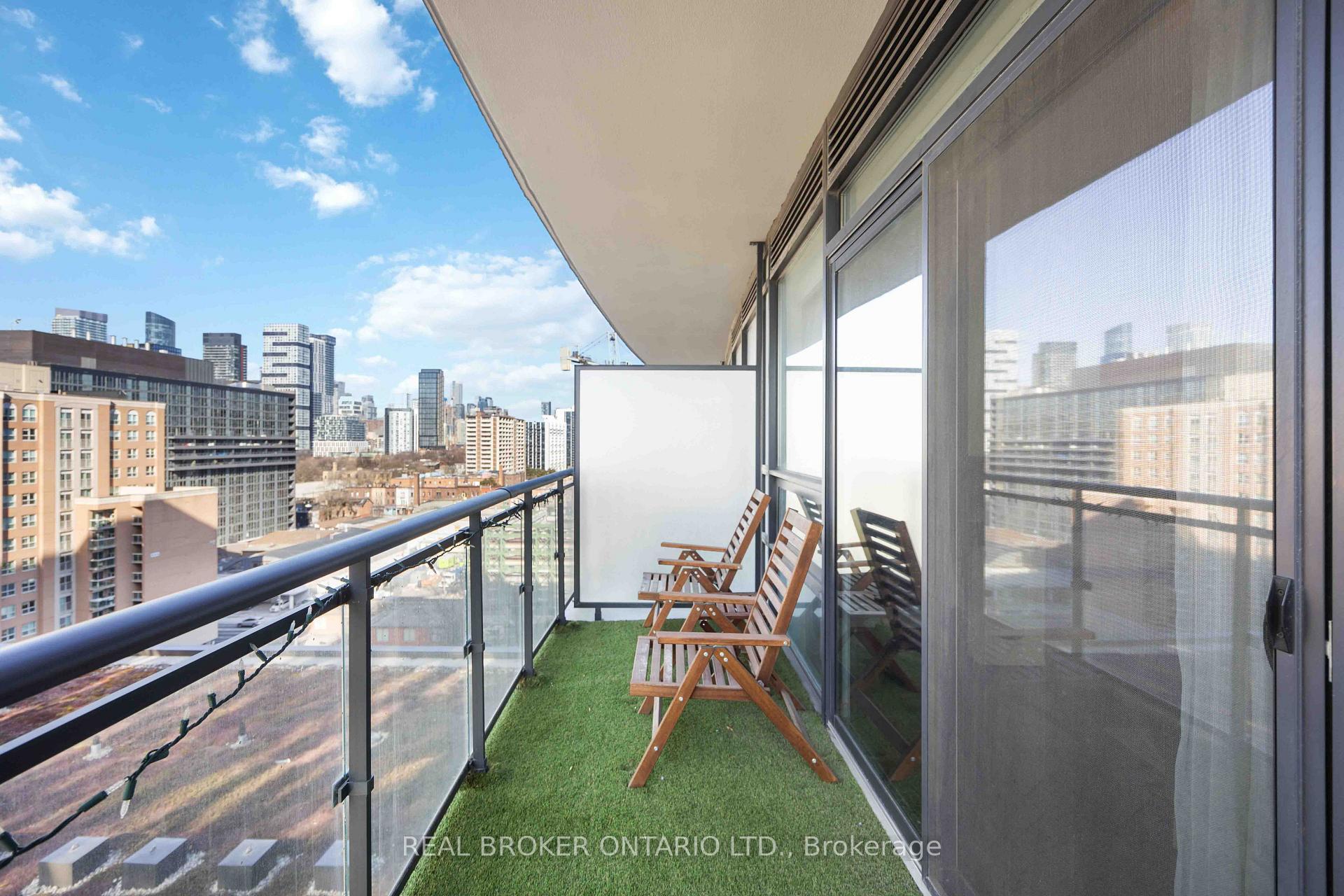 Photo 12 of Unit 1518, 460 Adelaide Street E, Toronto, Moss Park — HOMEH