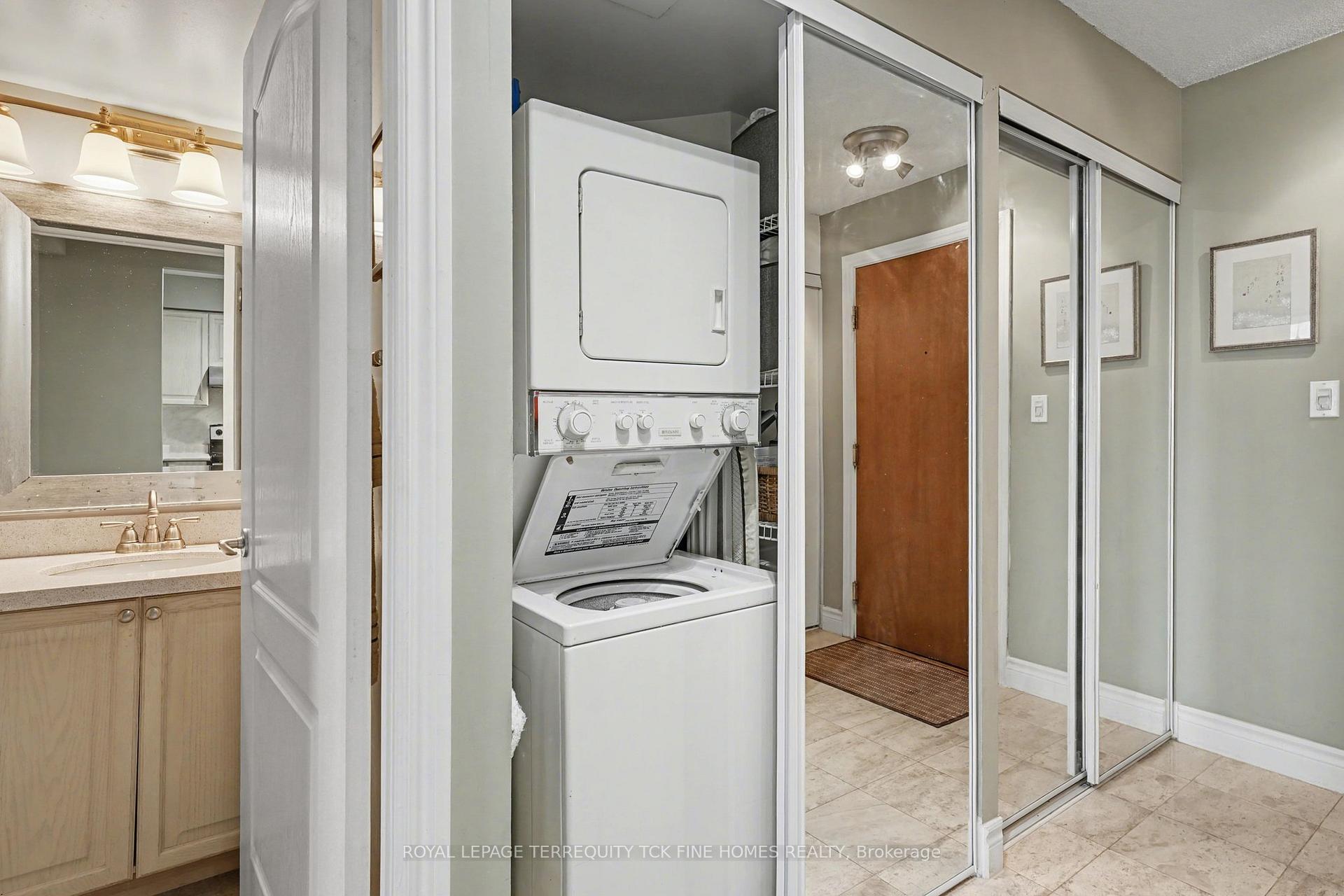 Photo 18 of Unit 1009, 398 Eglinton Avenue E, Toronto, Mount Pleasant East — HOMEH