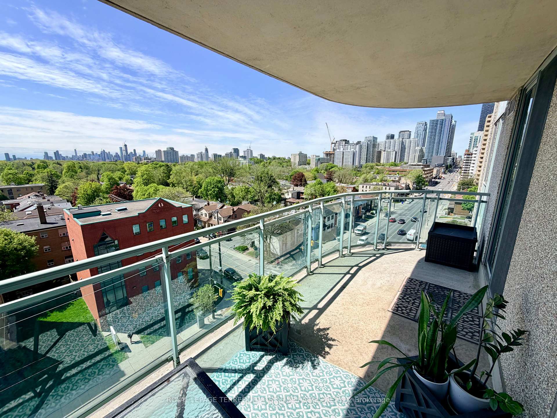 Photo 23 of Unit 1009, 398 Eglinton Avenue E, Toronto, Mount Pleasant East — HOMEH