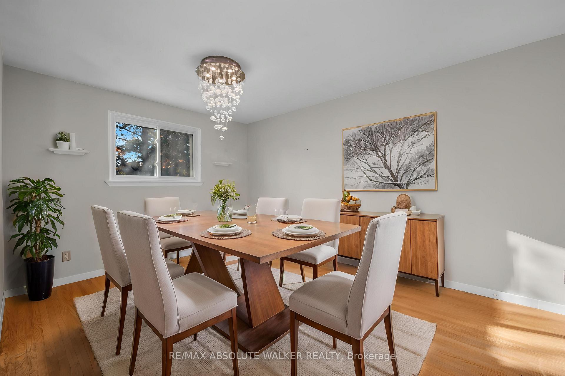 Photo 9 of 18 Silver Aspen Crescent, Ottawa, Blackburn Hamlet — HOMEH