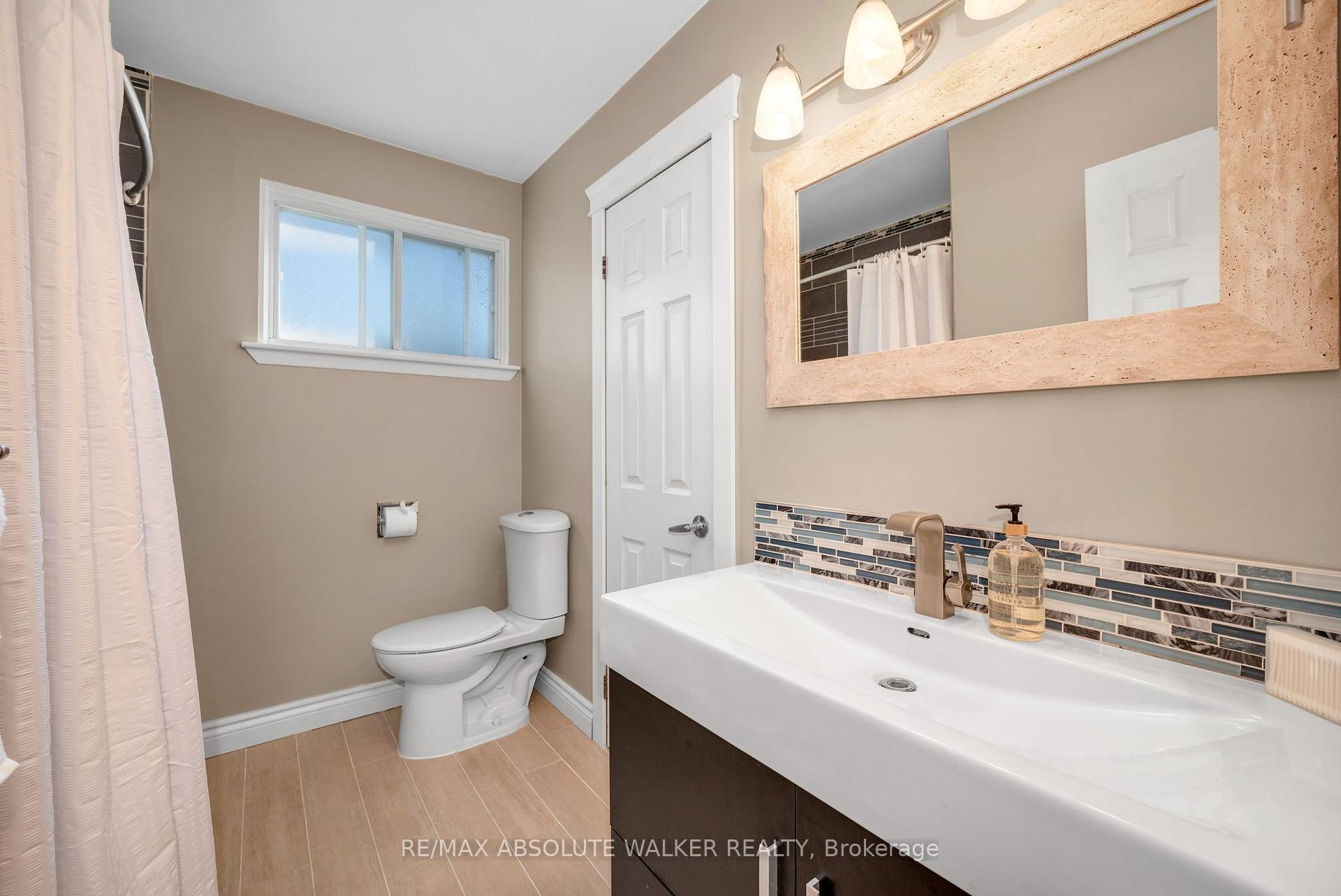 Photo 21 of 18 Silver Aspen Crescent, Ottawa, Blackburn Hamlet — HOMEH
