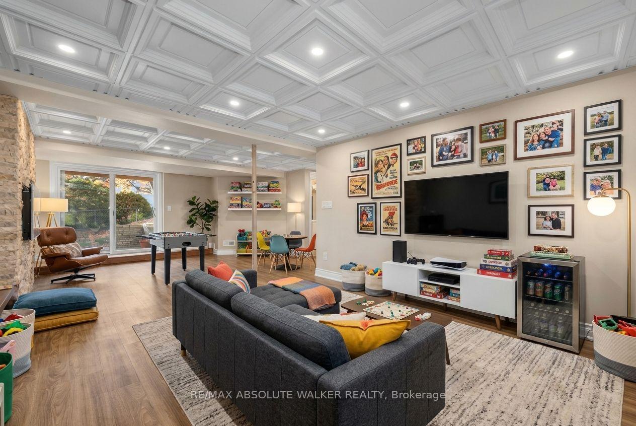 Photo 31 of 18 Silver Aspen Crescent, Ottawa, Blackburn Hamlet — HOMEH