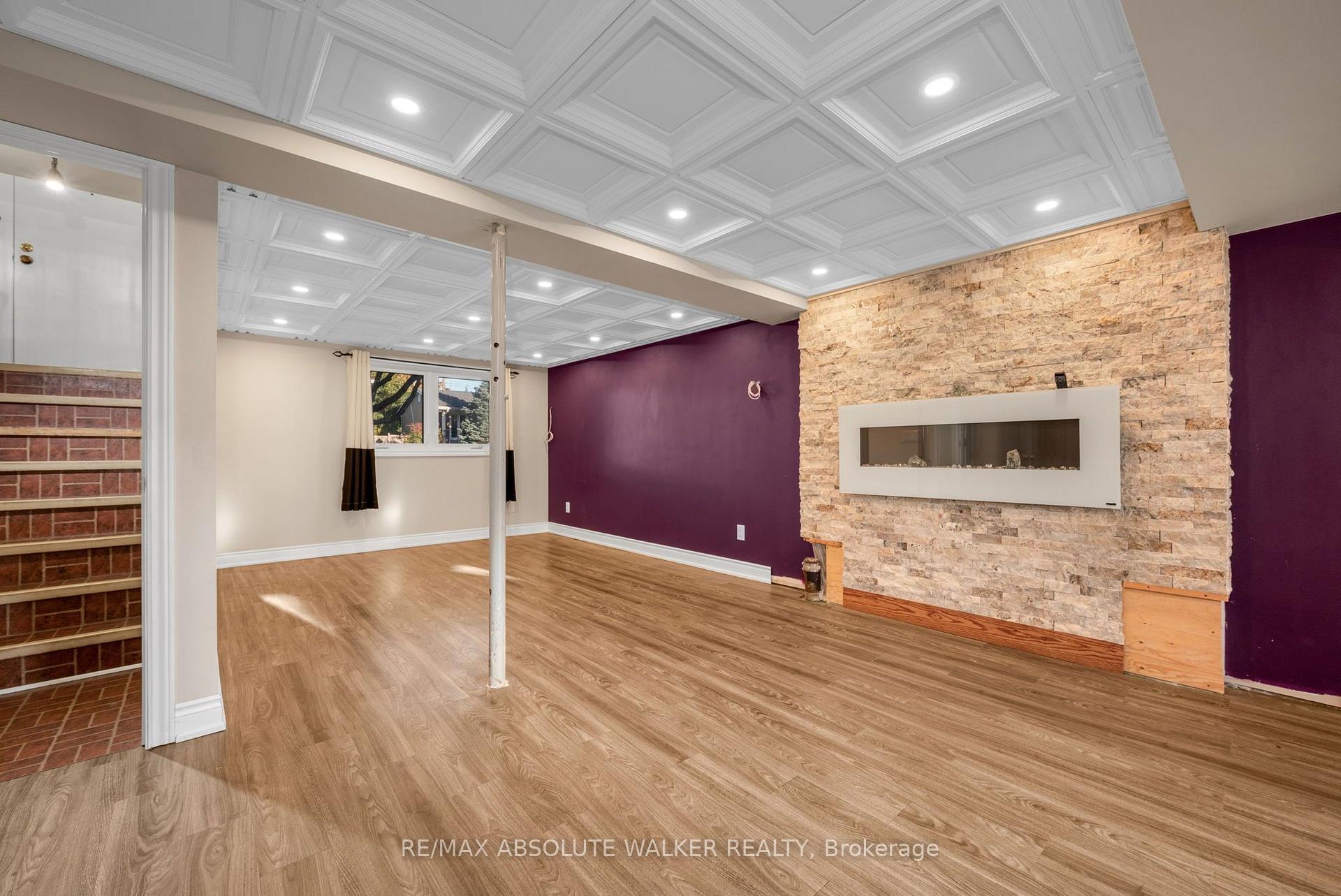 Photo 34 of 18 Silver Aspen Crescent, Ottawa, Blackburn Hamlet — HOMEH