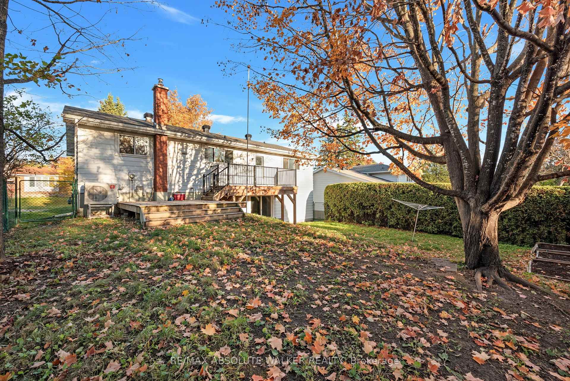 Photo 38 of 18 Silver Aspen Crescent, Ottawa, Blackburn Hamlet — HOMEH