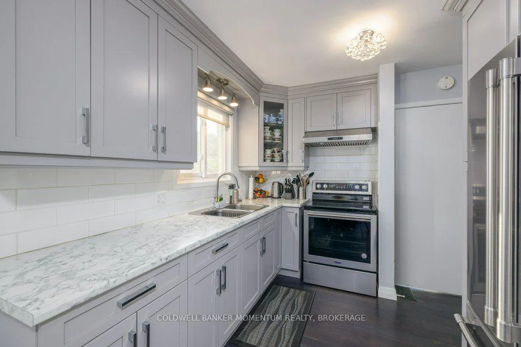 Photo 14 of 570 Lake Street N, St. Catharines, Lakeport — HOMEH