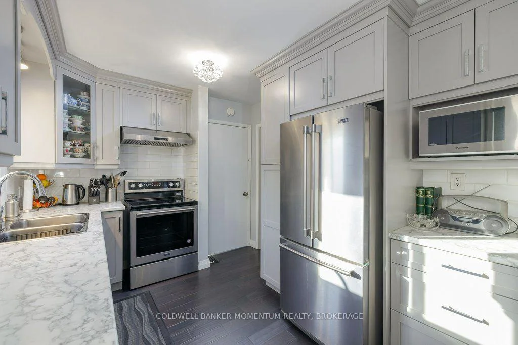 Photo 15 of 570 Lake Street N, St. Catharines, Lakeport — HOMEH