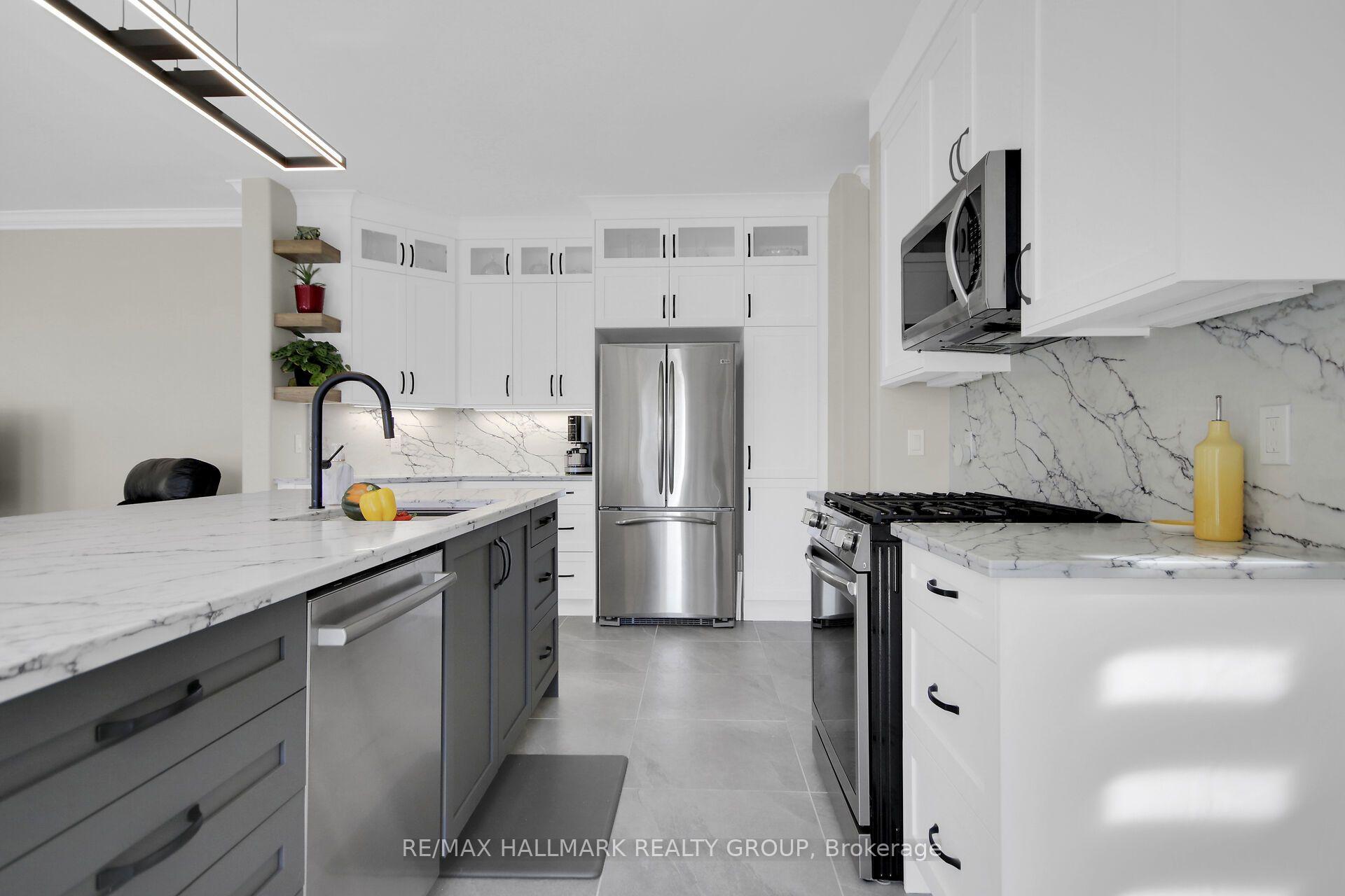 Photo 15 of 721 Mud Creek Crescent, Ottawa, Riverside South/Gloucester Glen — HOMEH