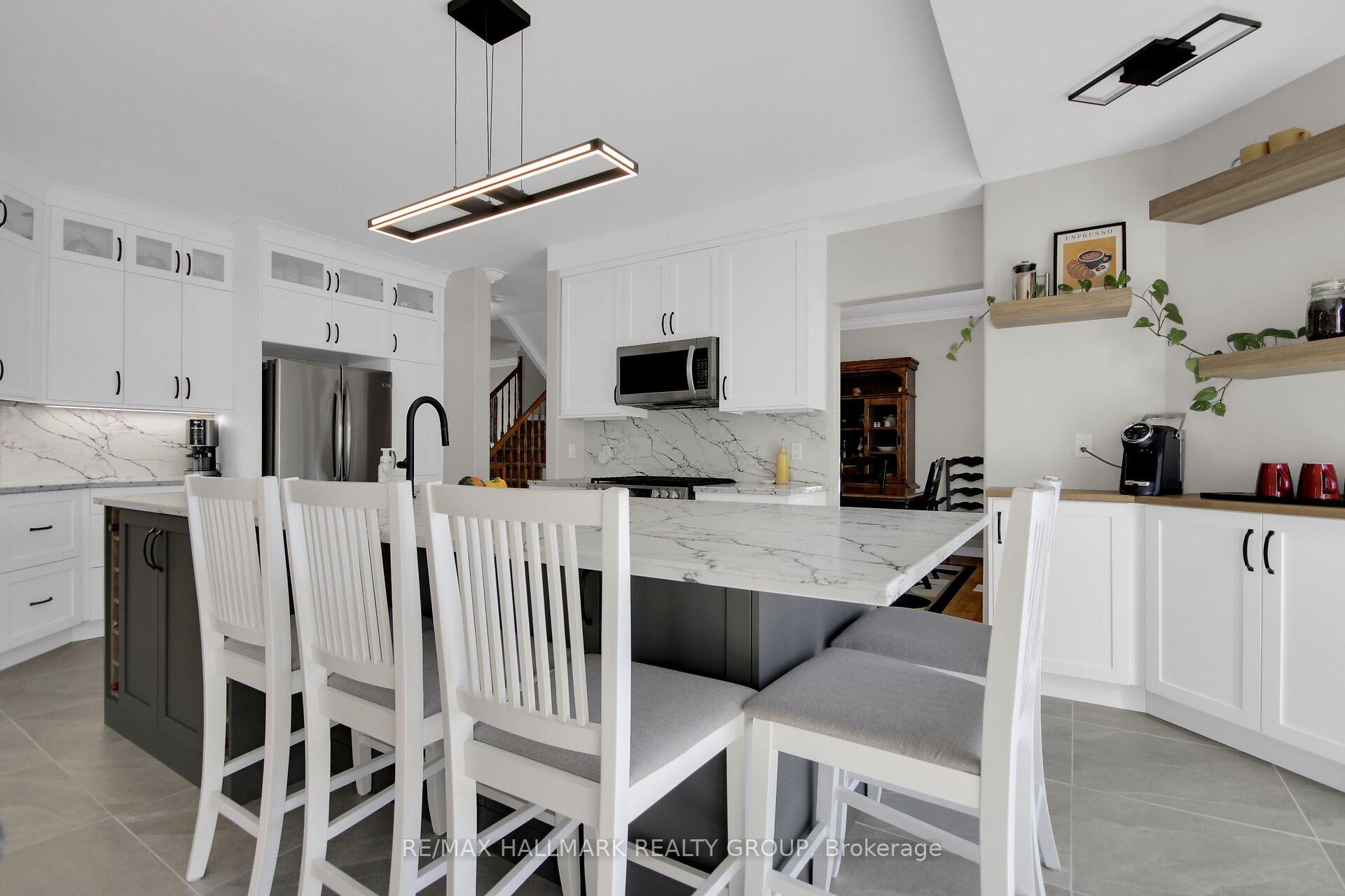 Photo 16 of 721 Mud Creek Crescent, Ottawa, Riverside South/Gloucester Glen — HOMEH