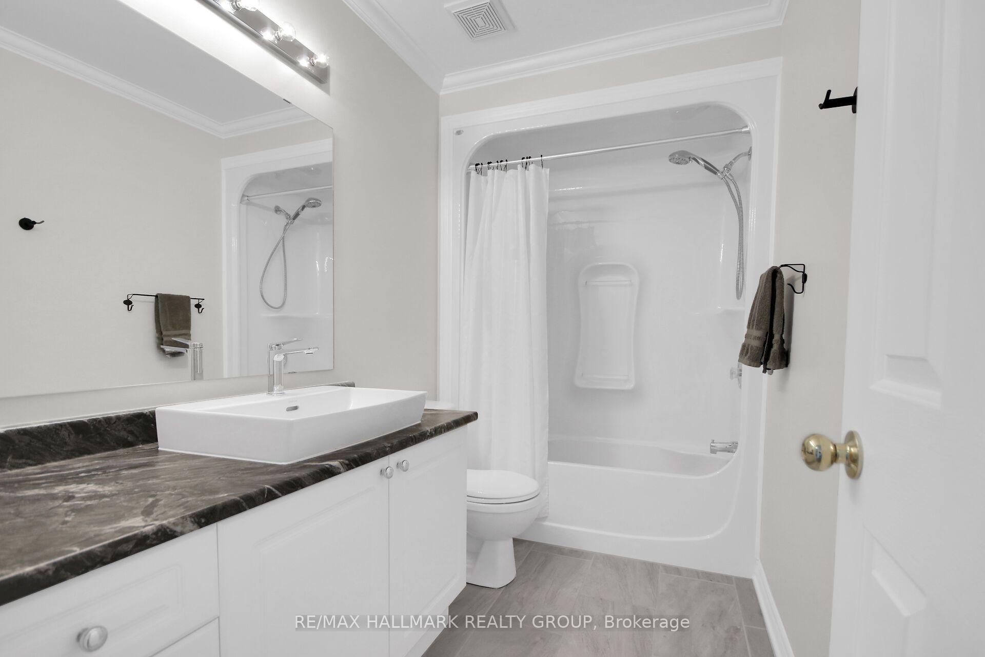 Photo 29 of 721 Mud Creek Crescent, Ottawa, Riverside South/Gloucester Glen — HOMEH
