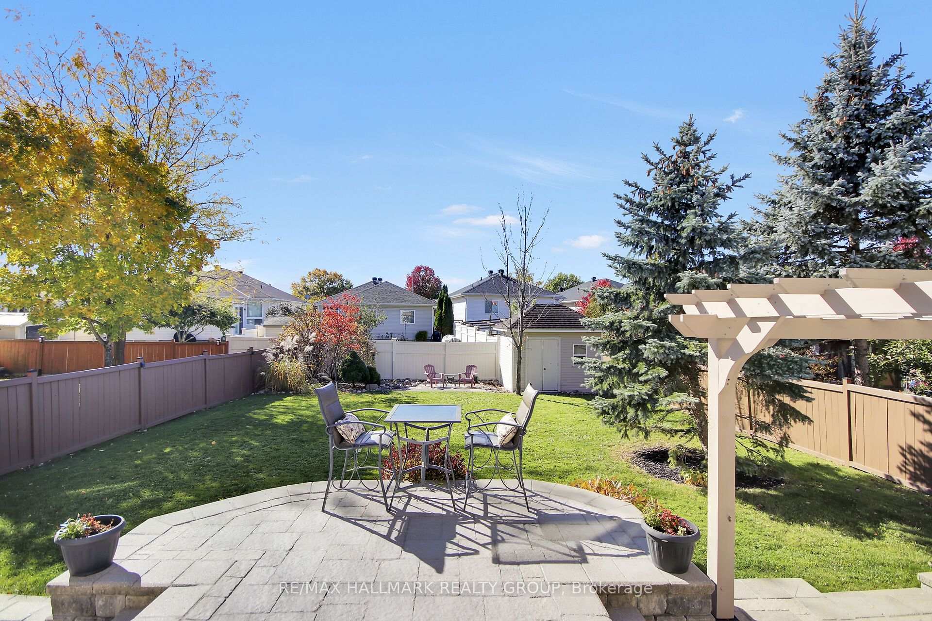 Photo 39 of 721 Mud Creek Crescent, Ottawa, Riverside South/Gloucester Glen — HOMEH