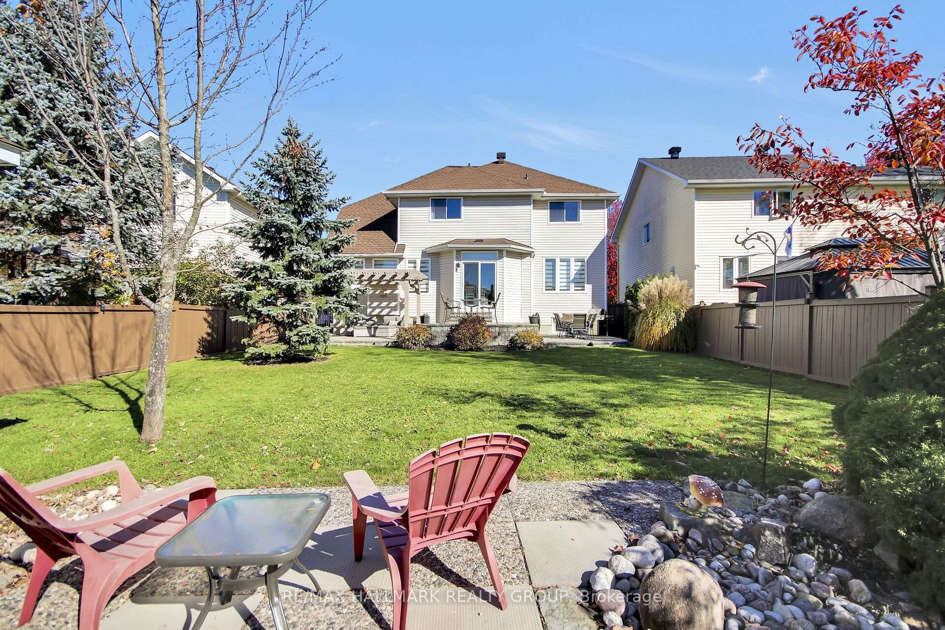 Photo 42 of 721 Mud Creek Crescent, Ottawa, Riverside South/Gloucester Glen — HOMEH