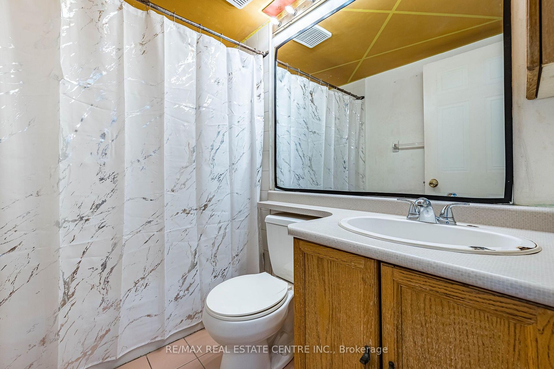 Photo 21 of Unit 101, 8351 McLaughlin Road S, Brampton, Brampton South — HOMEH