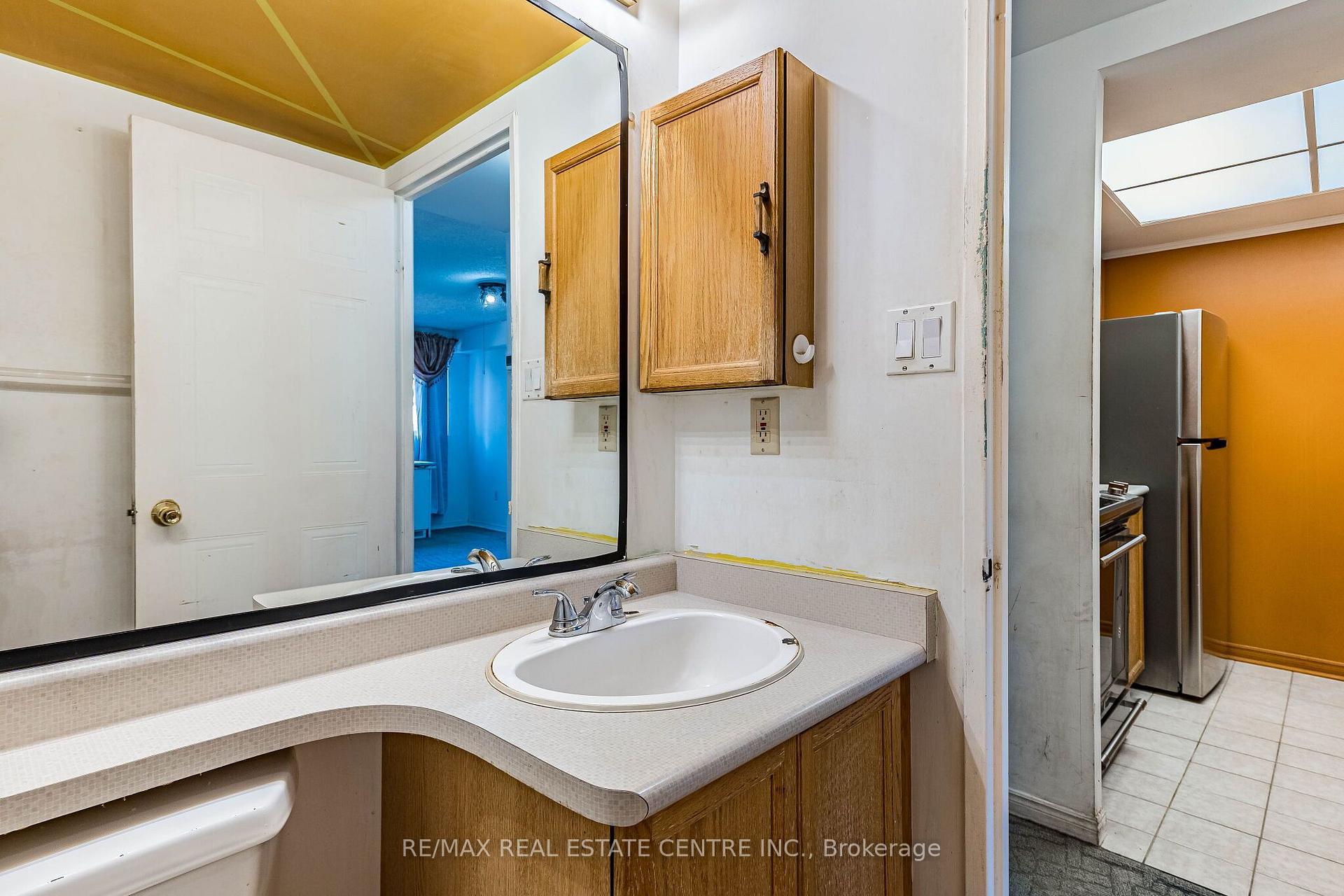 Photo 23 of Unit 101, 8351 McLaughlin Road S, Brampton, Brampton South — HOMEH