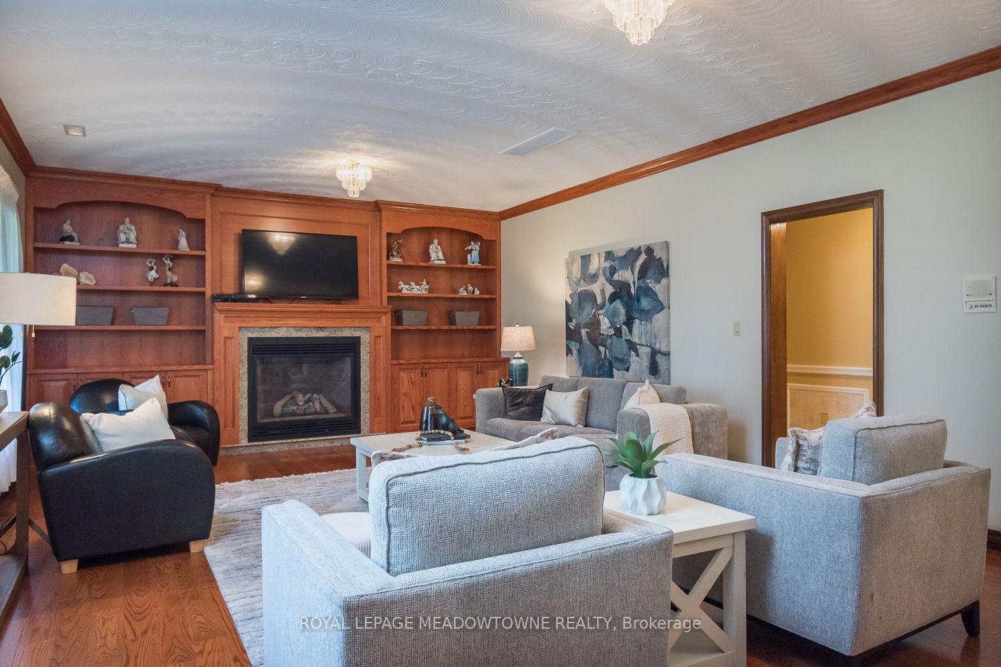 Photo 17 of 805 Centre Road, Hamilton, Rural Flamborough — HOMEH