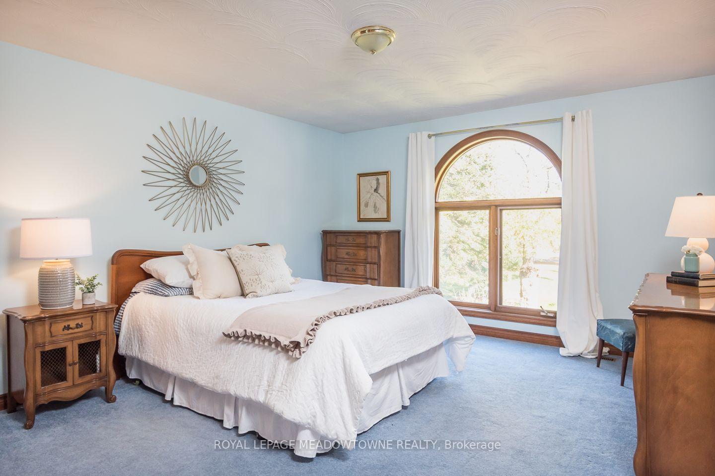 Photo 24 of 805 Centre Road, Hamilton, Rural Flamborough — HOMEH