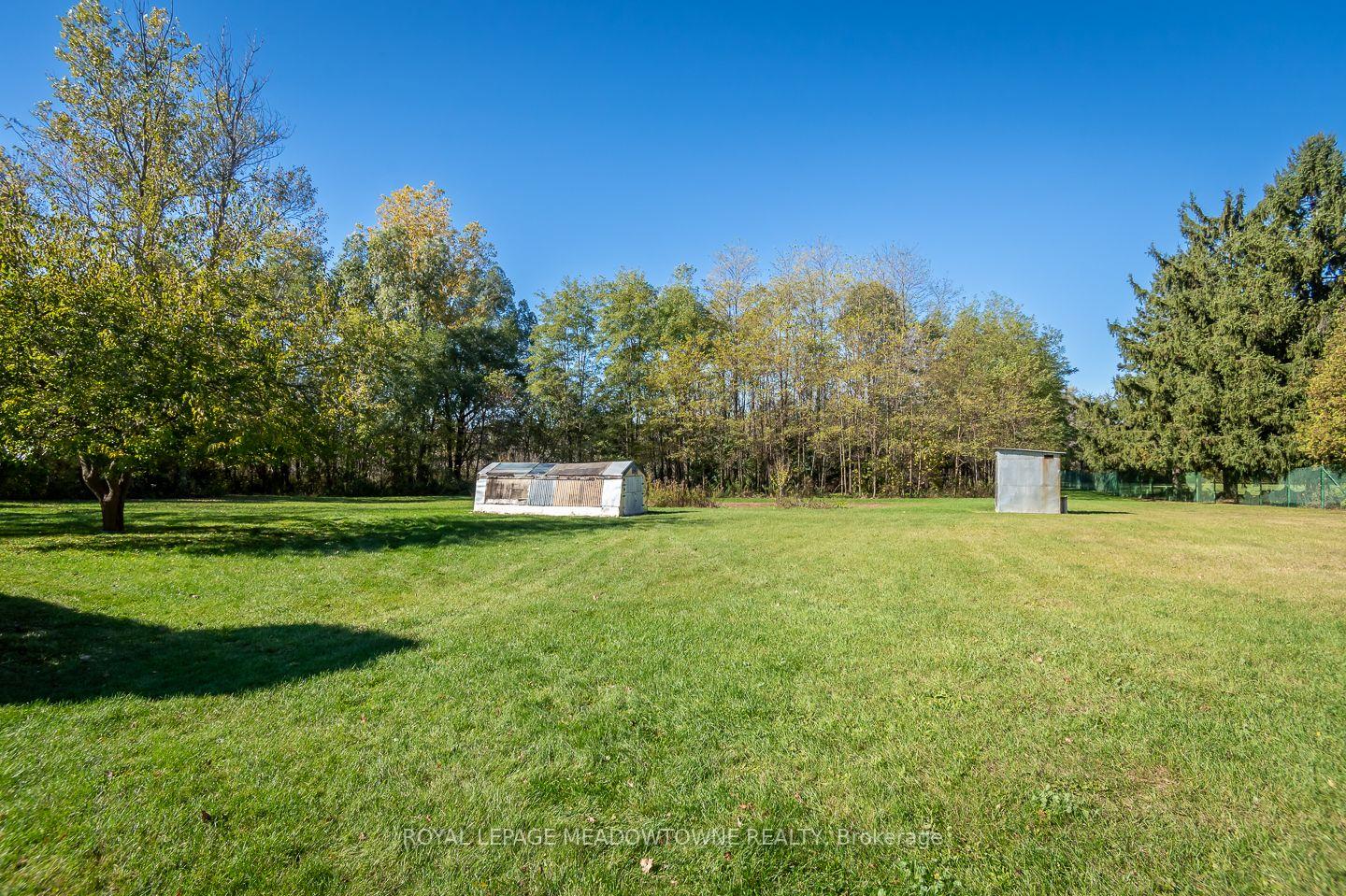 Photo 39 of 805 Centre Road, Hamilton, Rural Flamborough — HOMEH