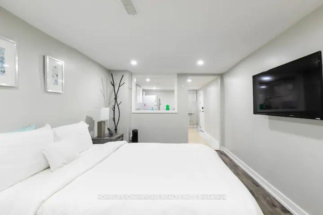 Photo 2 of Unit BSMT, 112 Springhurst Avenue, Toronto, South Parkdale — HOMEH