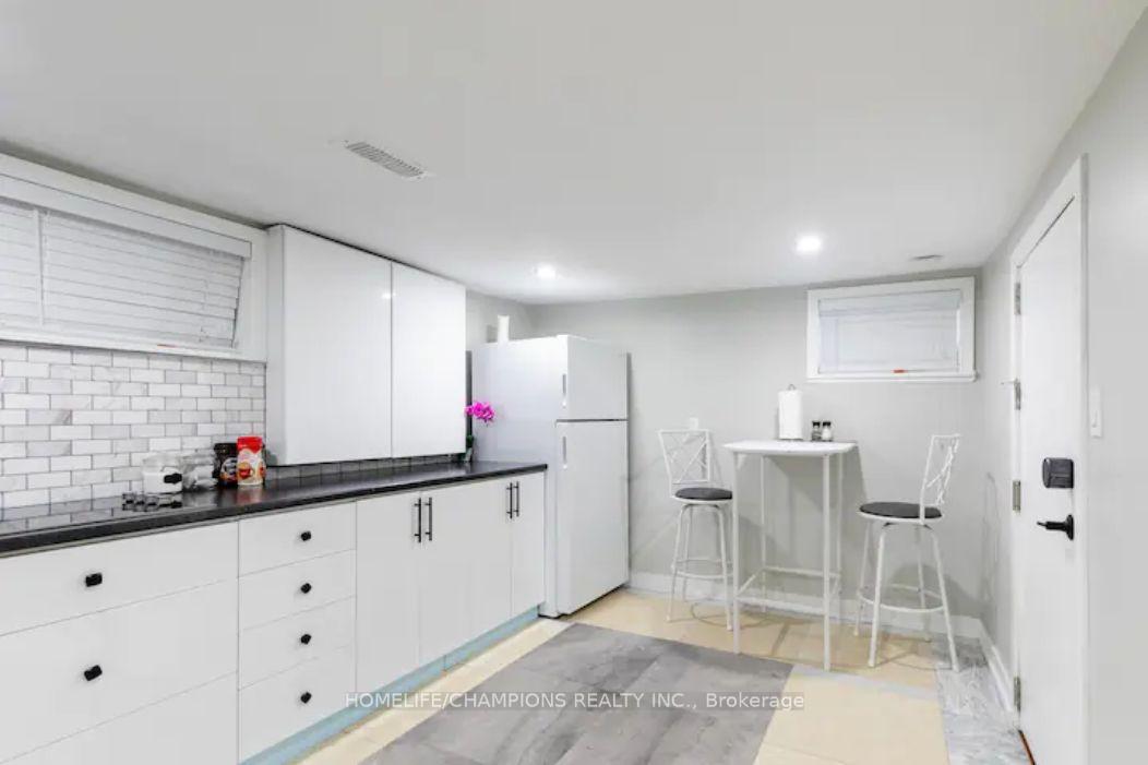 Photo 3 of Unit BSMT, 112 Springhurst Avenue, Toronto, South Parkdale — HOMEH